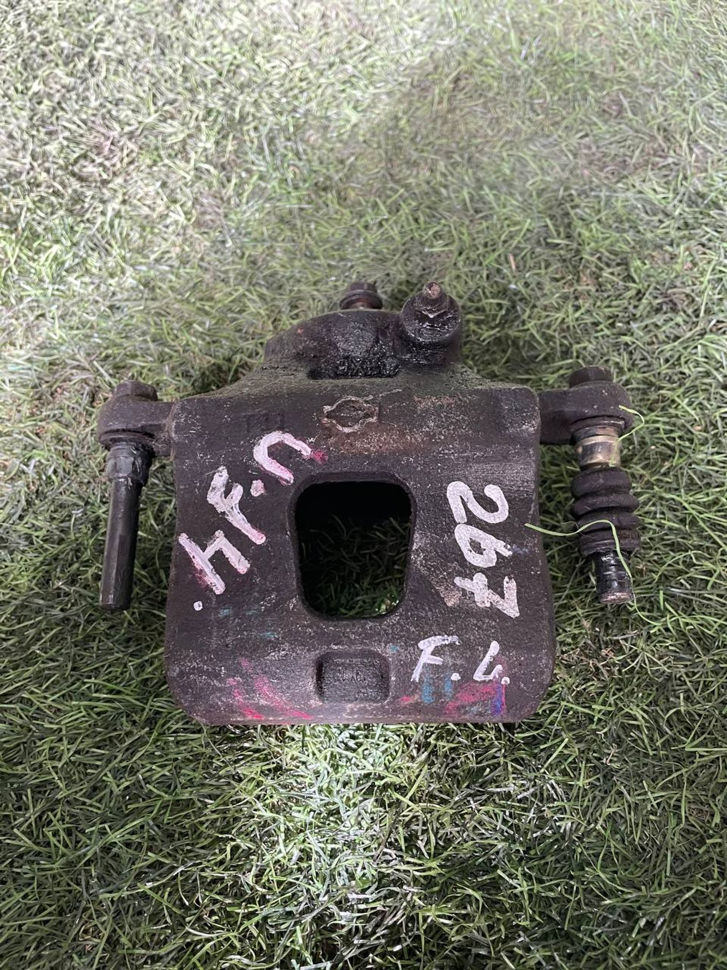 267 Суппорт тормозной передний левый NISSAN BLUEBIRD U14, 2000 рублей, Невинномысск