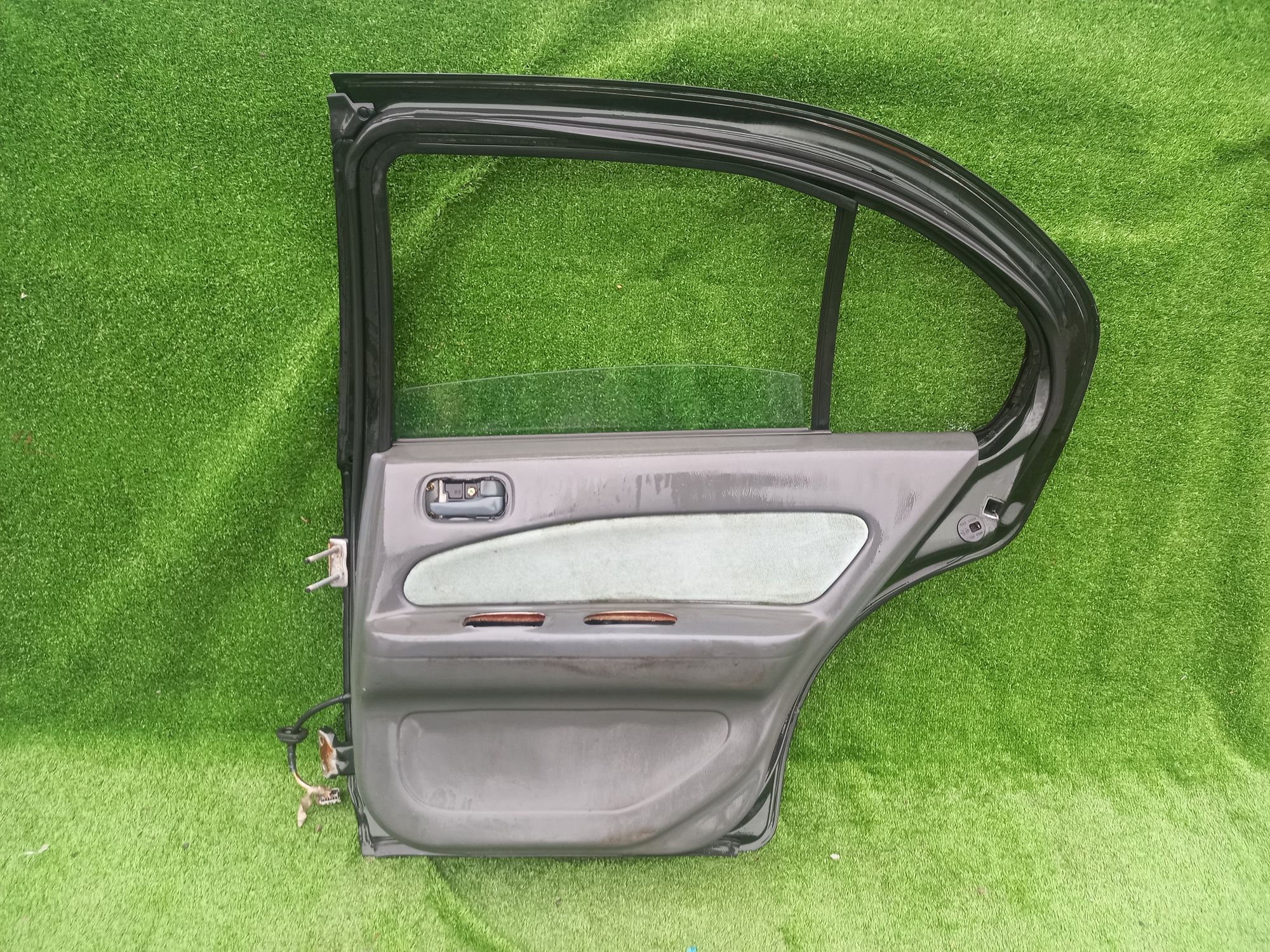 449 дверь на NISSAN CEFIRO A32, 6000 рублей, Невинномысск