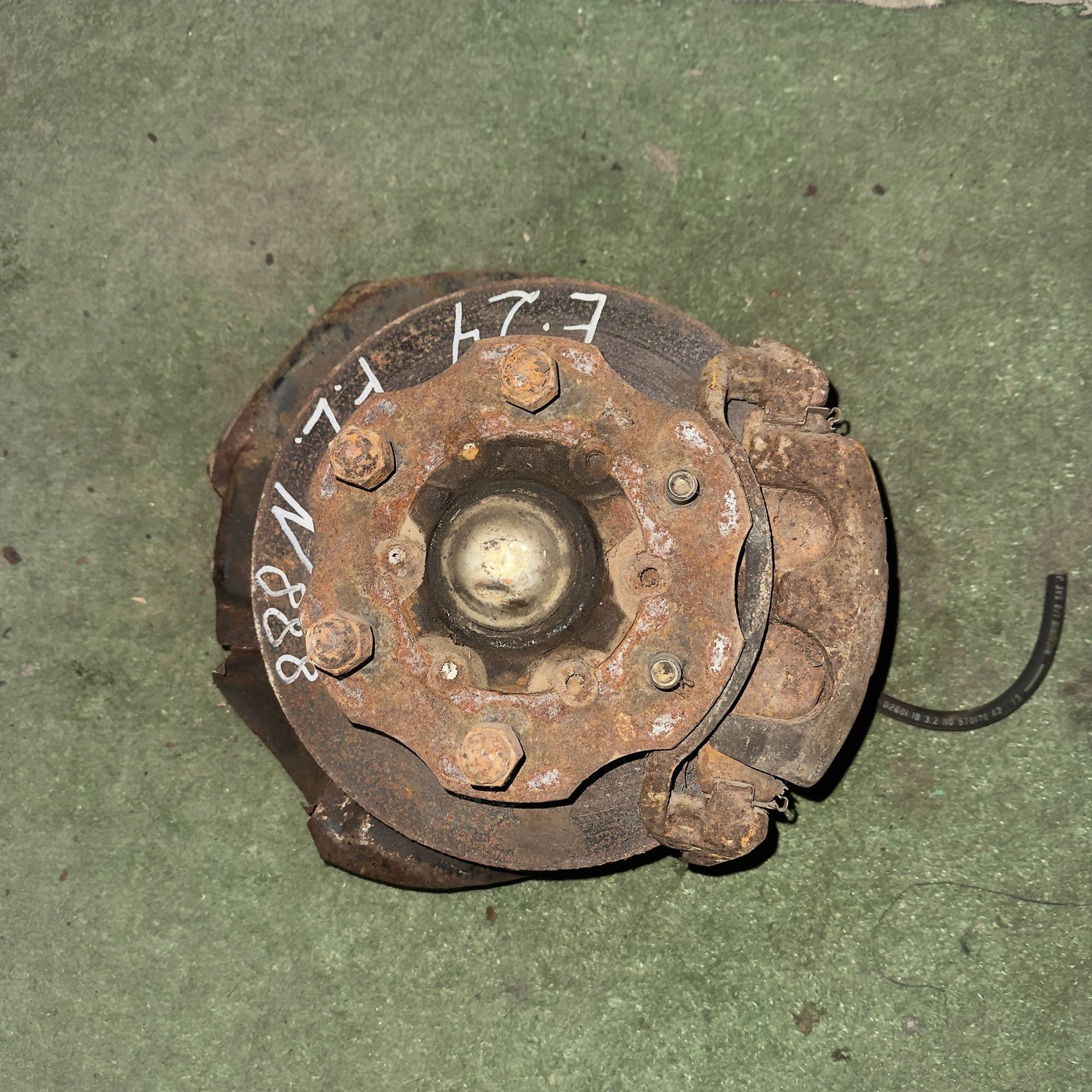 888 Ступица передняя левая NISSAN URVAN E24, 10000 рублей, Невинномысск