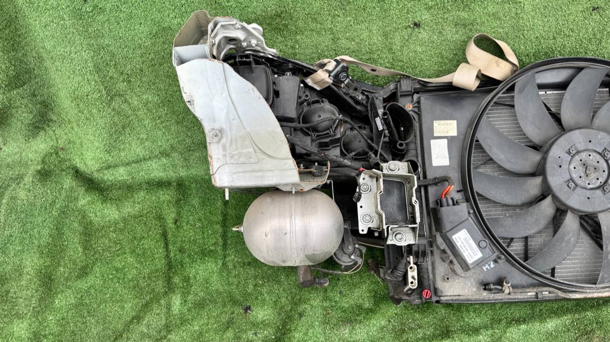 https://ycs.partsauto.market/partsauto-images/thmbs/userImages/772e461030aea93f4dbb6447c0f924d3/part/0b130db3-066b-4821-9279-a51de8f0ced5_1733149783267.jpg