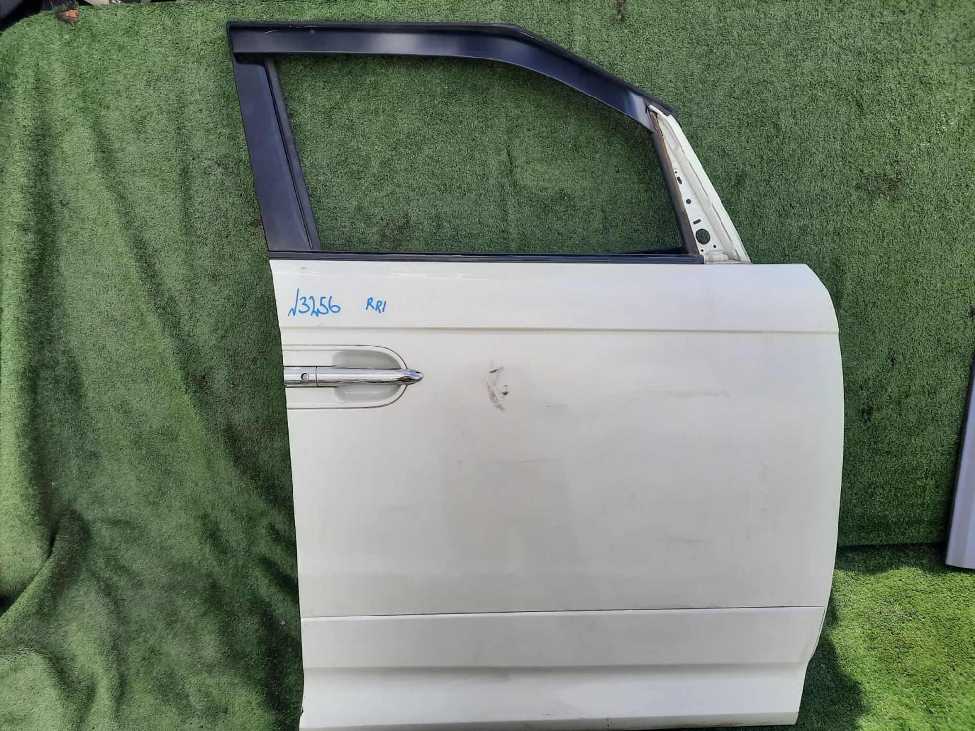https://ycs.partsauto.market/partsauto-images/thmbs/userImages/772e461030aea93f4dbb6447c0f924d3/part/0b276770-143b-449c-a384-ffa4a5ef85d0_1716363729077.jpg