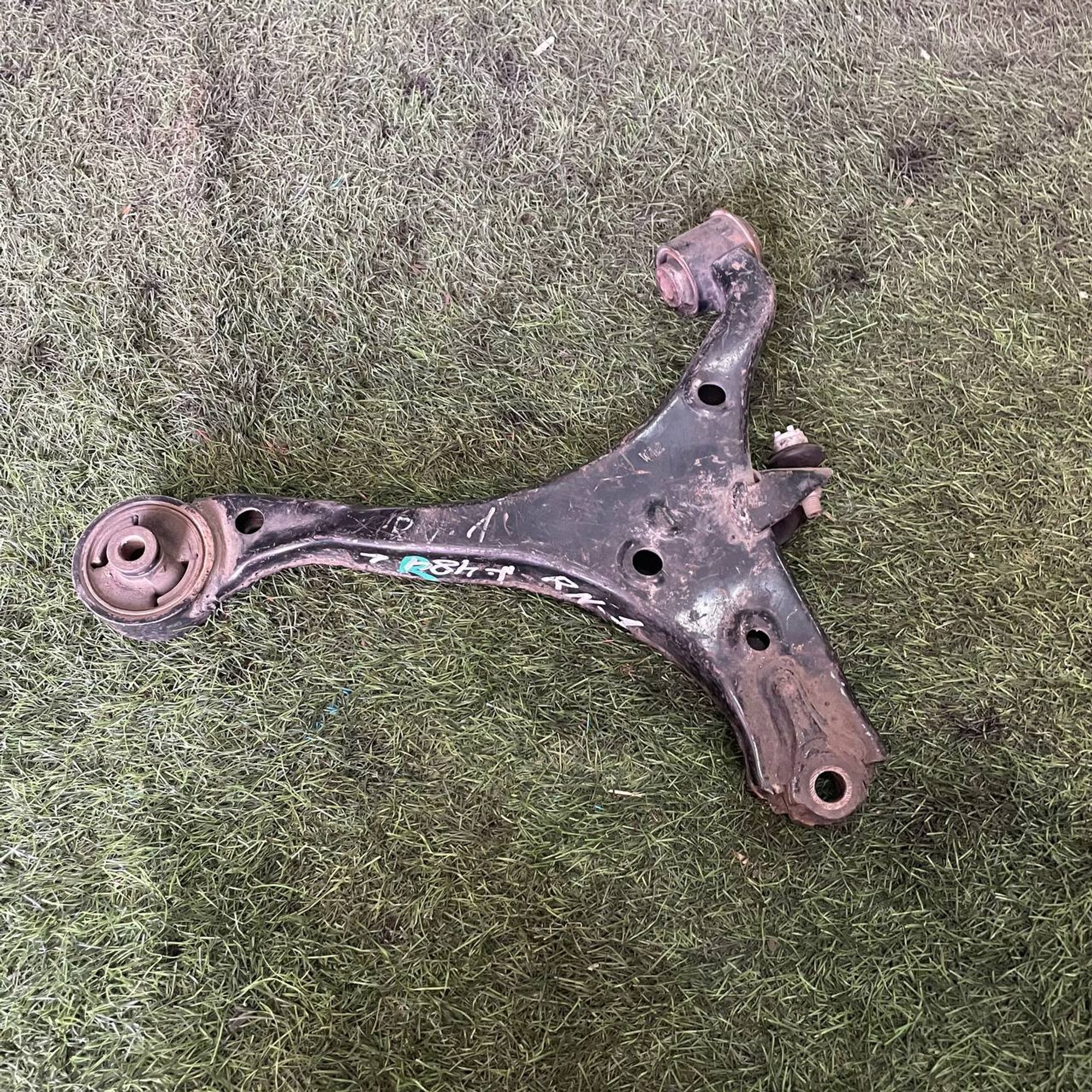 484 Рычаг передний правый нижний HONDA STREAM RN1, 1 рублей, Невинномысск