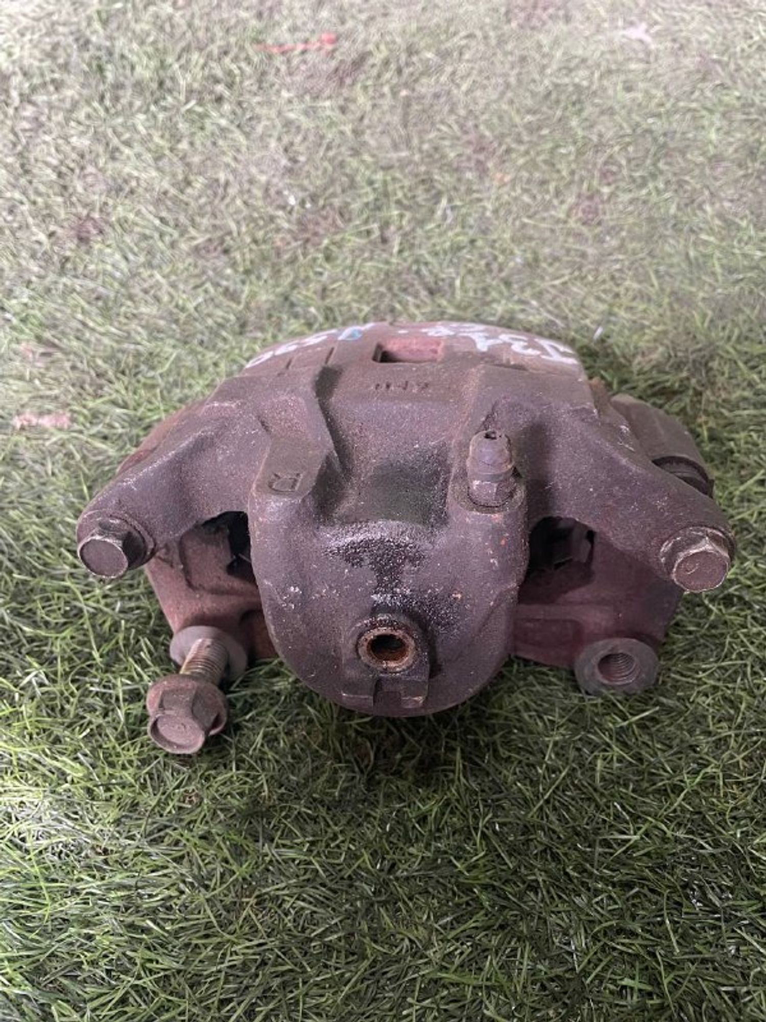 590 Суппорт тормозной передний правый NISSAN TEANA J31, 3000 рублей, Невинномысск