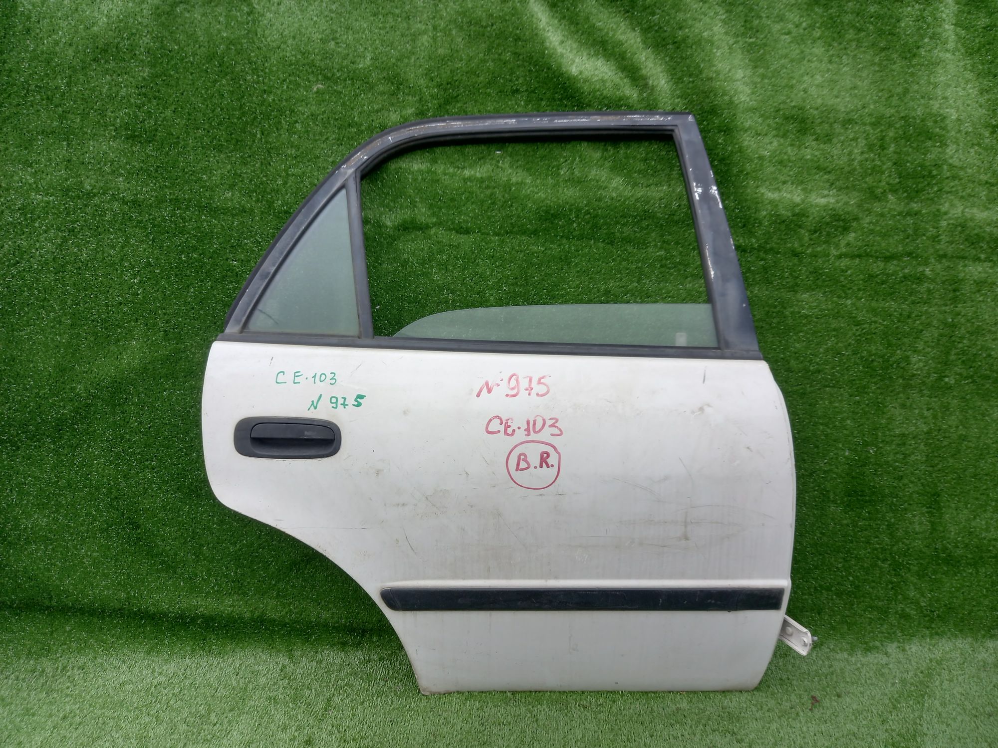 975 дверь на TOYOTA COROLLA CE113, 7500 рублей, Невинномысск