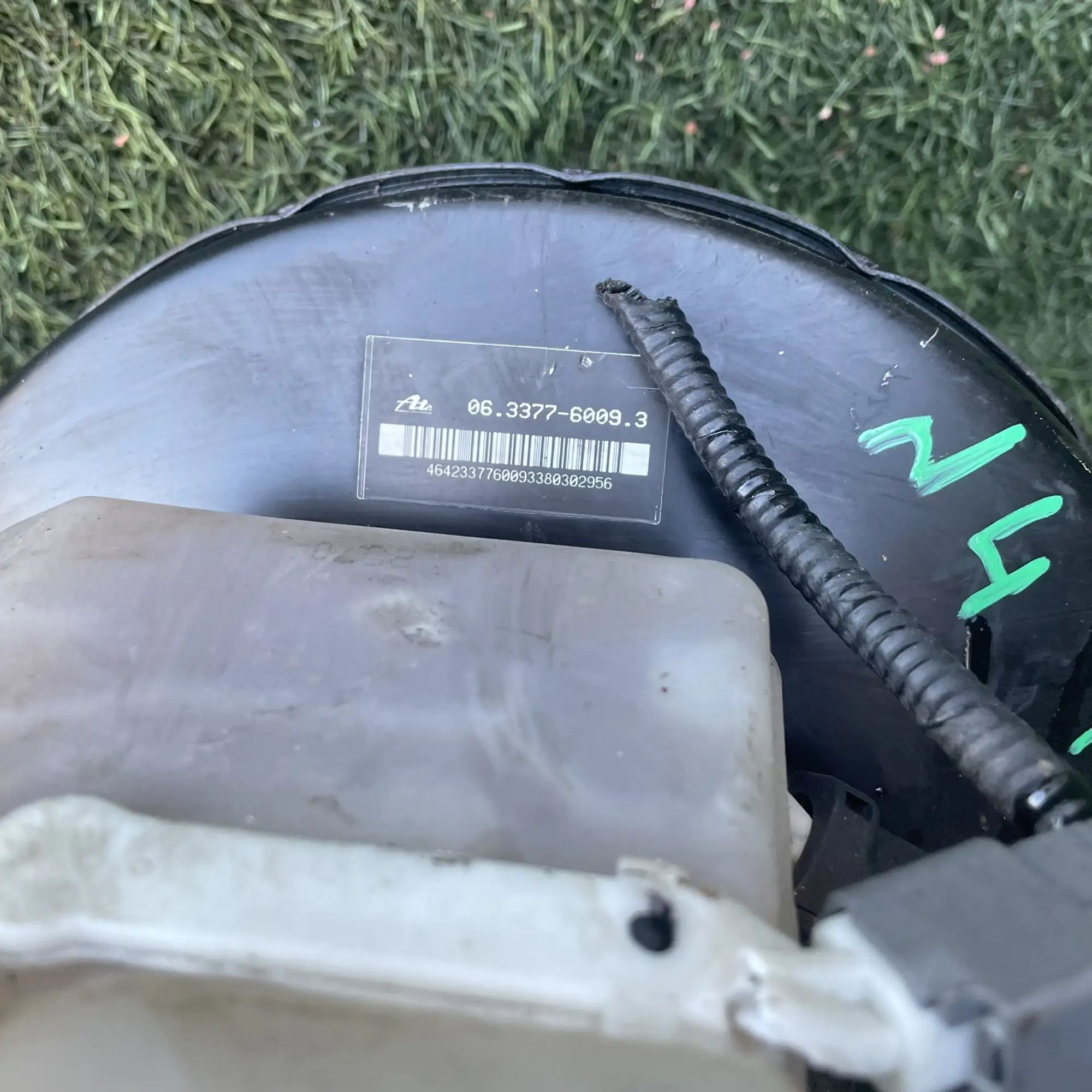 https://ycs.partsauto.market/partsauto-images/thmbs/userImages/772e461030aea93f4dbb6447c0f924d3/part/0b94f41a-47c4-446d-a63a-ea8bbcbe20f9_1776844850716.jpg