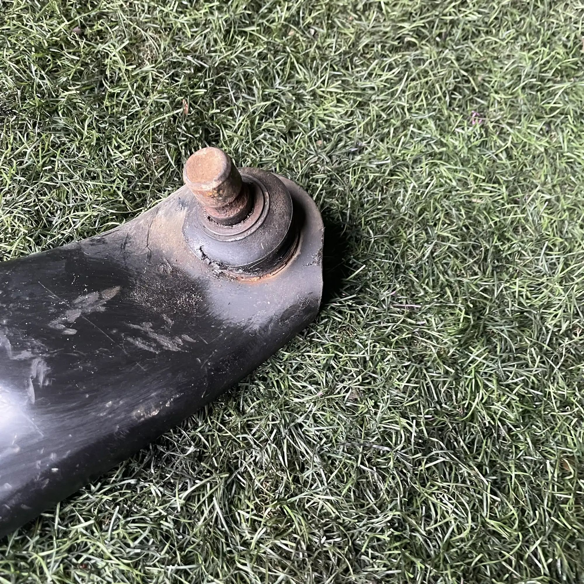 https://ycs.partsauto.market/partsauto-images/thmbs/userImages/772e461030aea93f4dbb6447c0f924d3/part/0bc2b64c-d72b-40e2-a6f6-10f0c89b0734_1776935385825.jpg