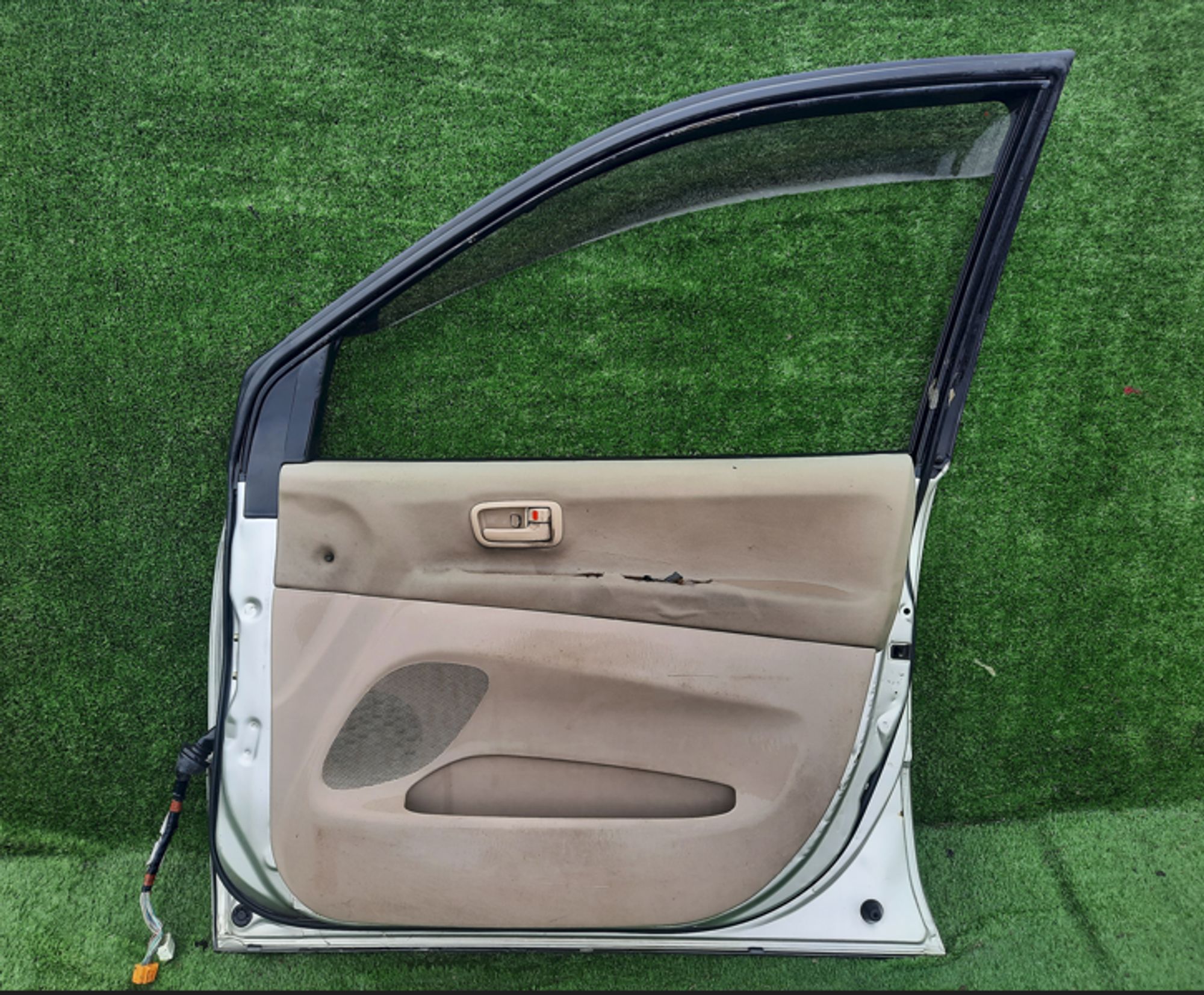 999 дверь на TOYOTA IPSUM SXN10, 15500 рублей, Невинномысск