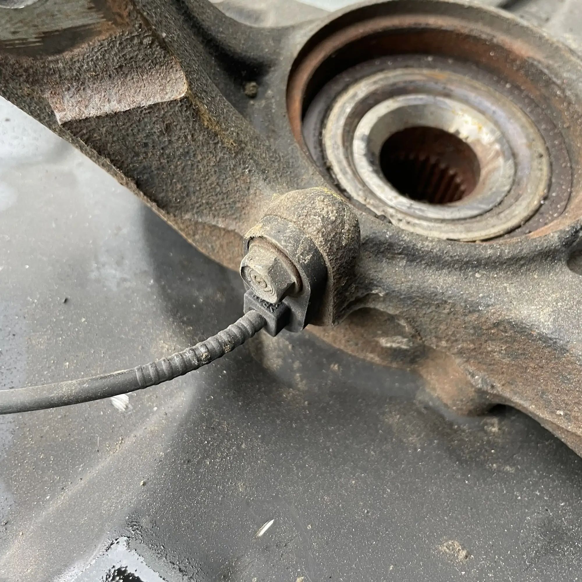 https://ycs.partsauto.market/partsauto-images/thmbs/userImages/772e461030aea93f4dbb6447c0f924d3/part/0c376ffc-20c2-4723-b312-f459403dc1e3_1779260134177.jpg