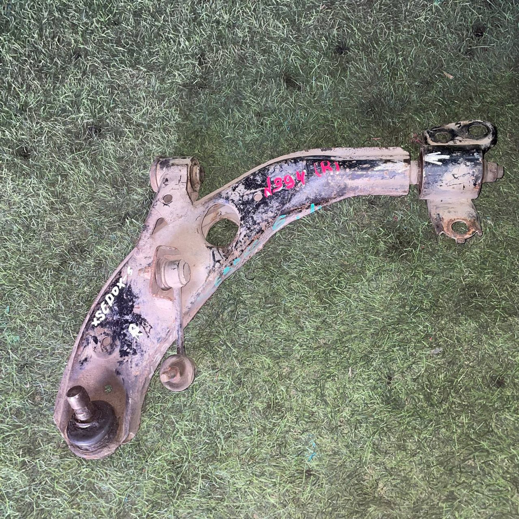 394 Рычаг передний левый нижний Mazda Xedos 6, 1 рублей, Невинномысск