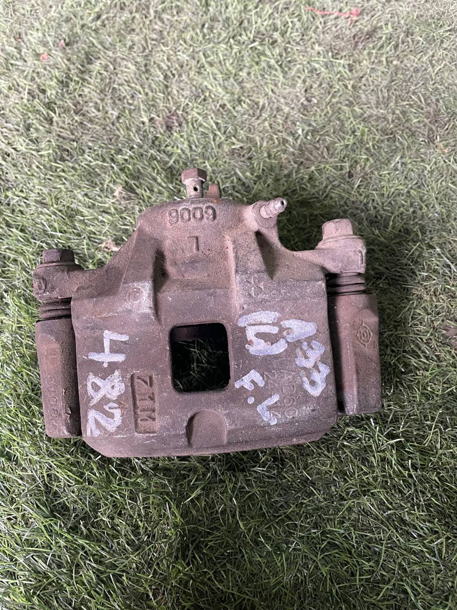 482 Суппорт тормозной передний левый Nissan Cefiro A33, 3000 рублей, Невинномысск