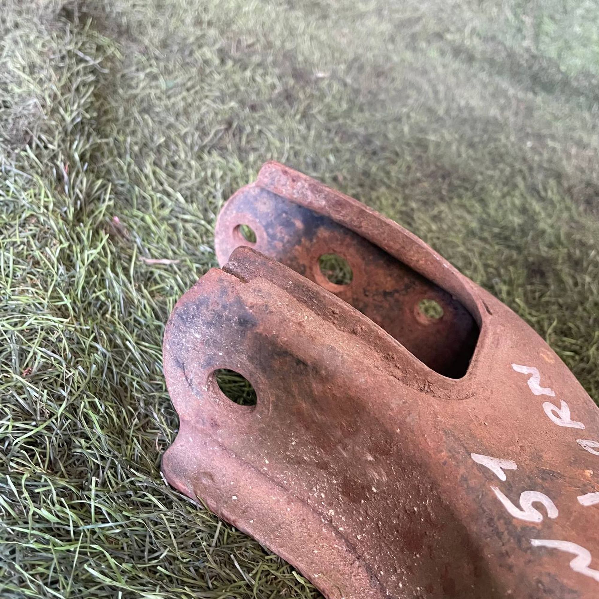 51 Рычаг передний левый нижний ISUZU BIGHORN, 3500 рублей, Невинномысск