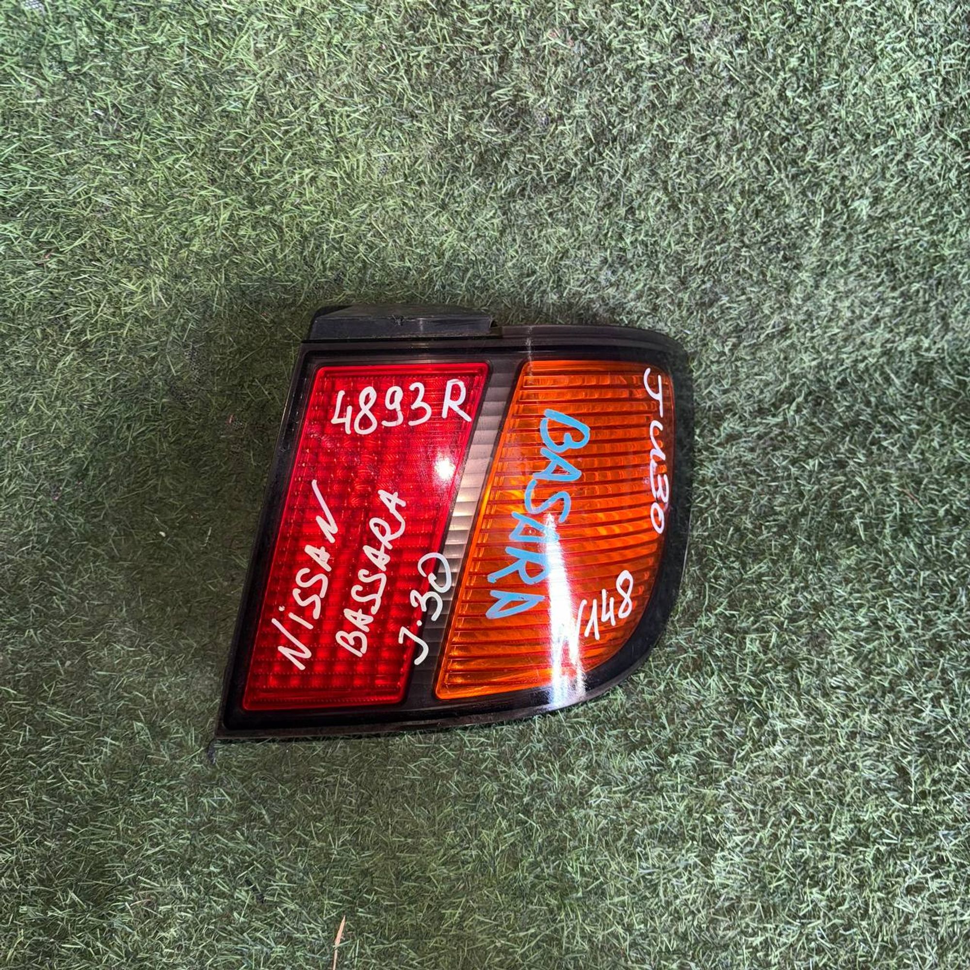 148 Фонарь задний правый NISSAN BASSARA JU30, 4500 рублей, Невинномысск