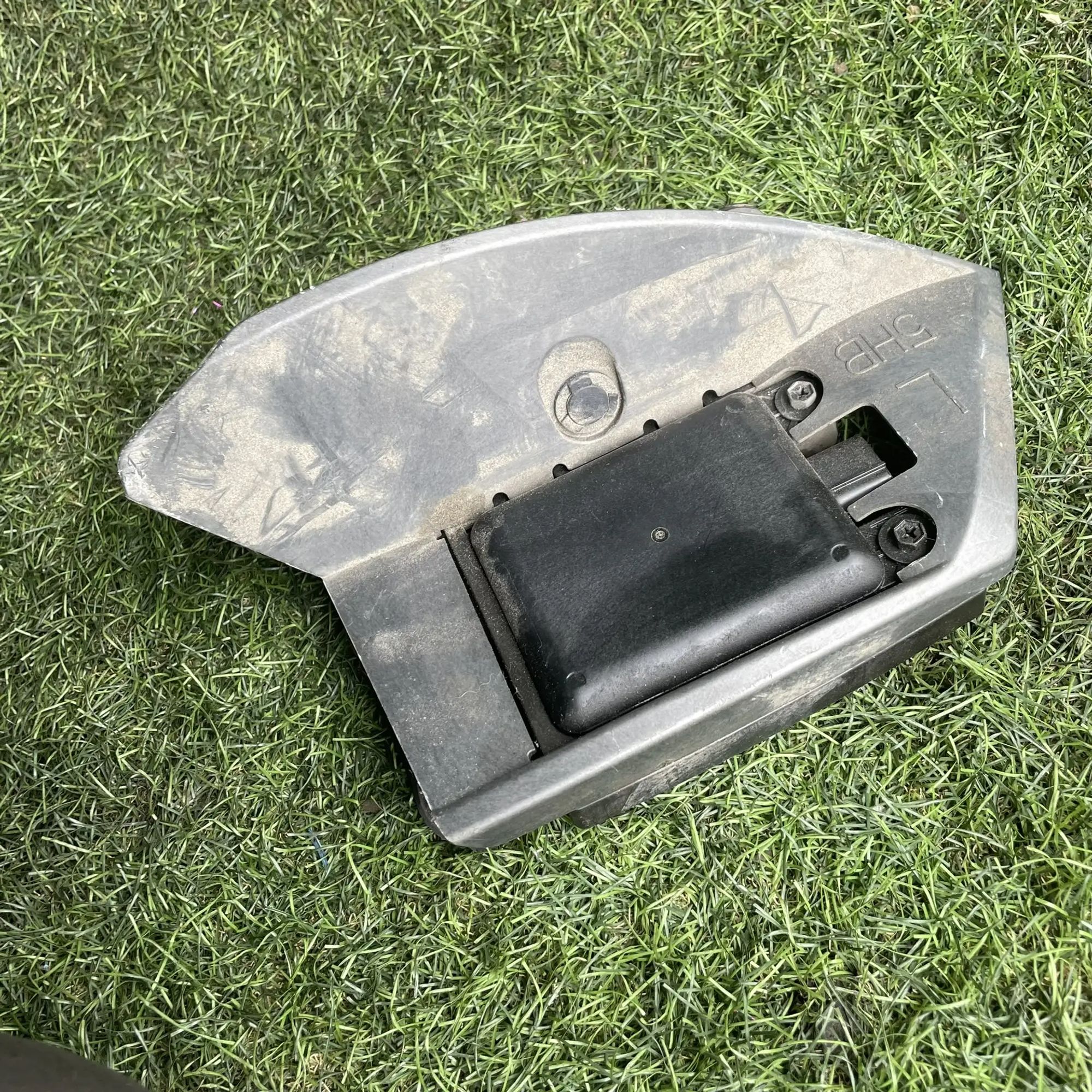 https://ycs.partsauto.market/partsauto-images/thmbs/userImages/772e461030aea93f4dbb6447c0f924d3/part/0e56dee1-722b-475e-b56a-daffd58ff030_1776516804527.jpg