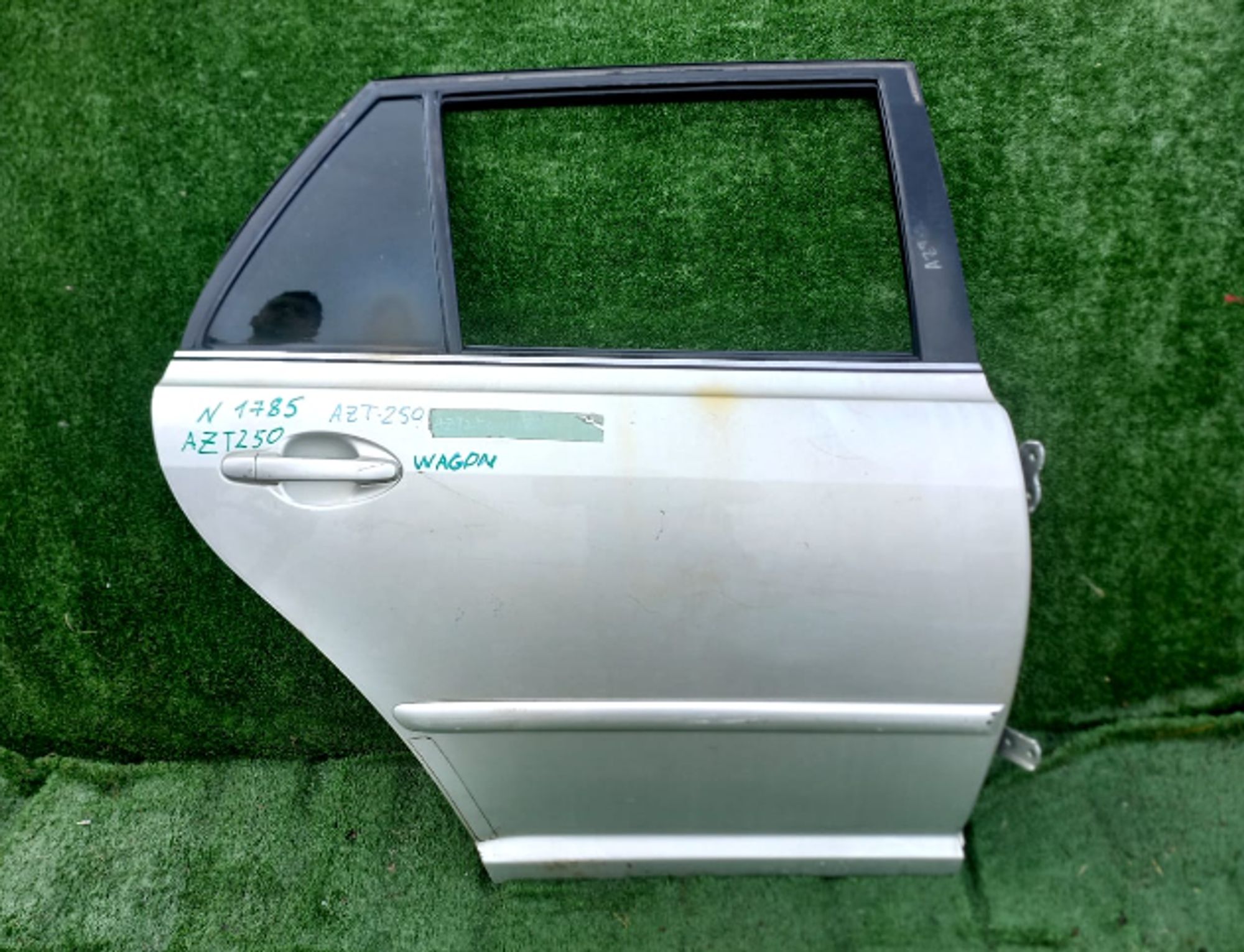 1785 дверь на TOYOTA AVENSIS WAGON AZT250, 6500 рублей, Невинномысск