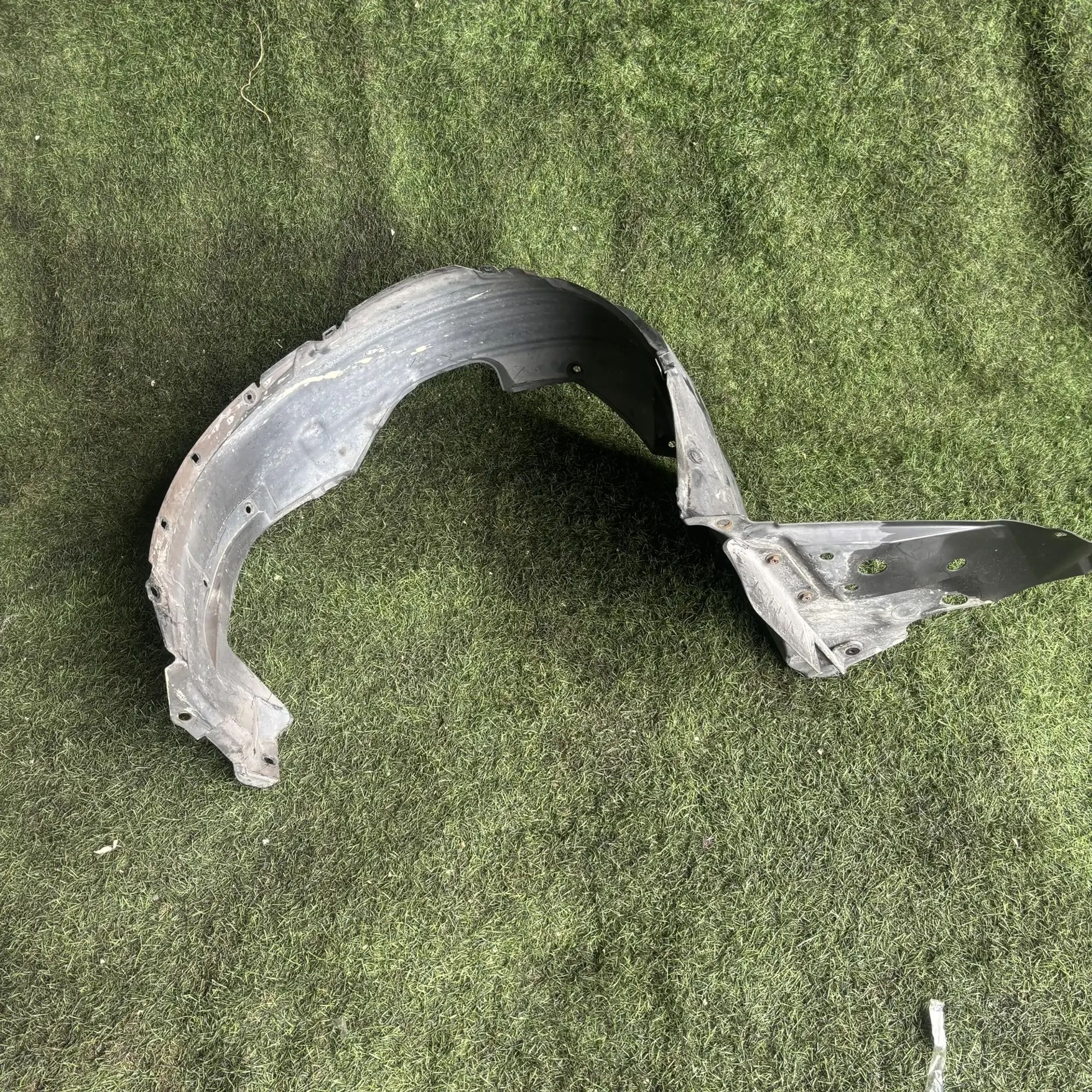 https://ycs.partsauto.market/partsauto-images/thmbs/userImages/772e461030aea93f4dbb6447c0f924d3/part/0edc4ec6-c9a7-4d55-ba11-07d2dc40052c_1777116792138.jpg