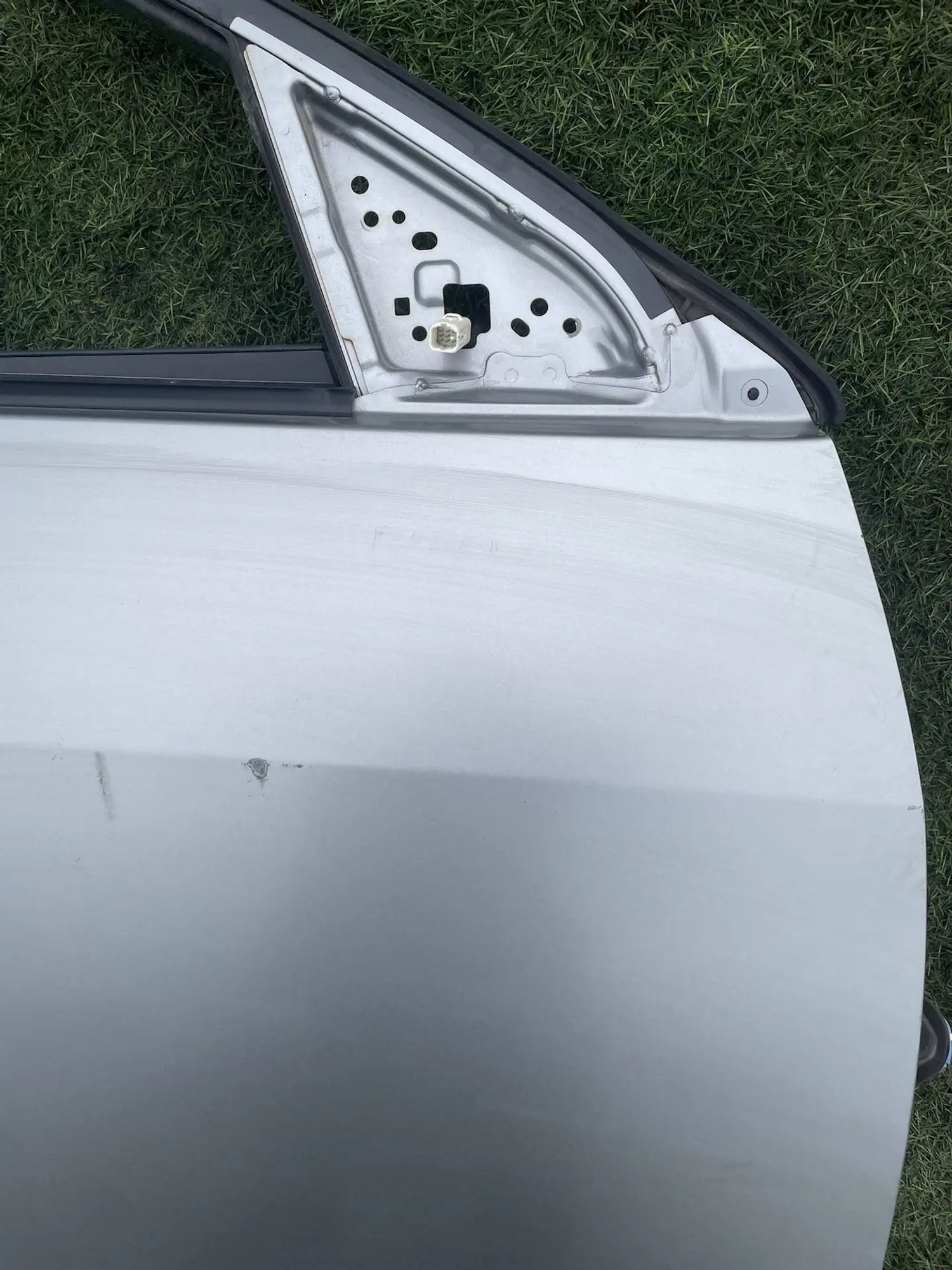 4226 Дверь передняя правая Mazda Axela BLFFW PEVPS, 14500 рублей, Невинномысск