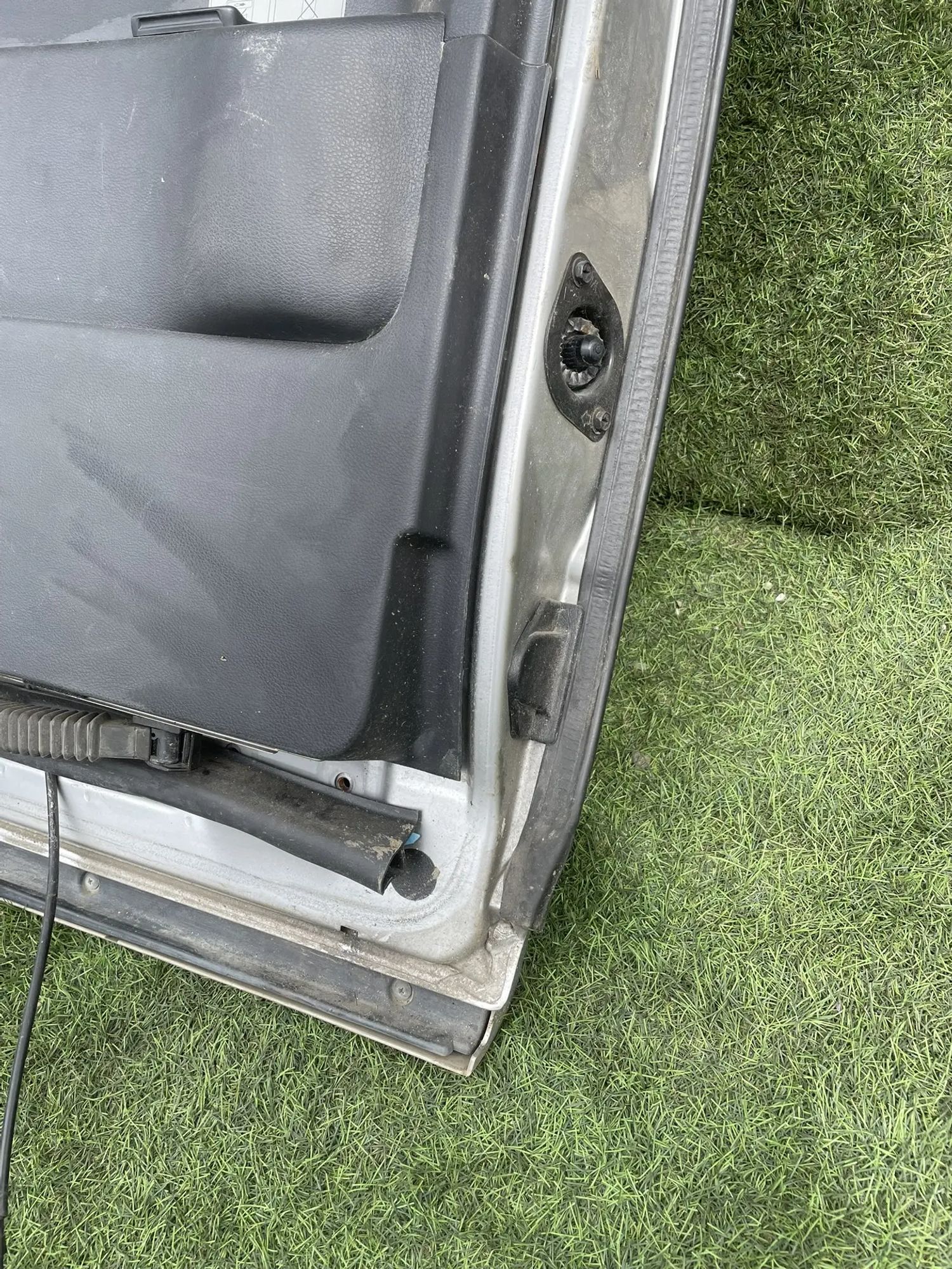 4114 Дверь задняя левая NISSAN ELGRAND ME51 VQ25DE, 10000 рублей, Невинномысск