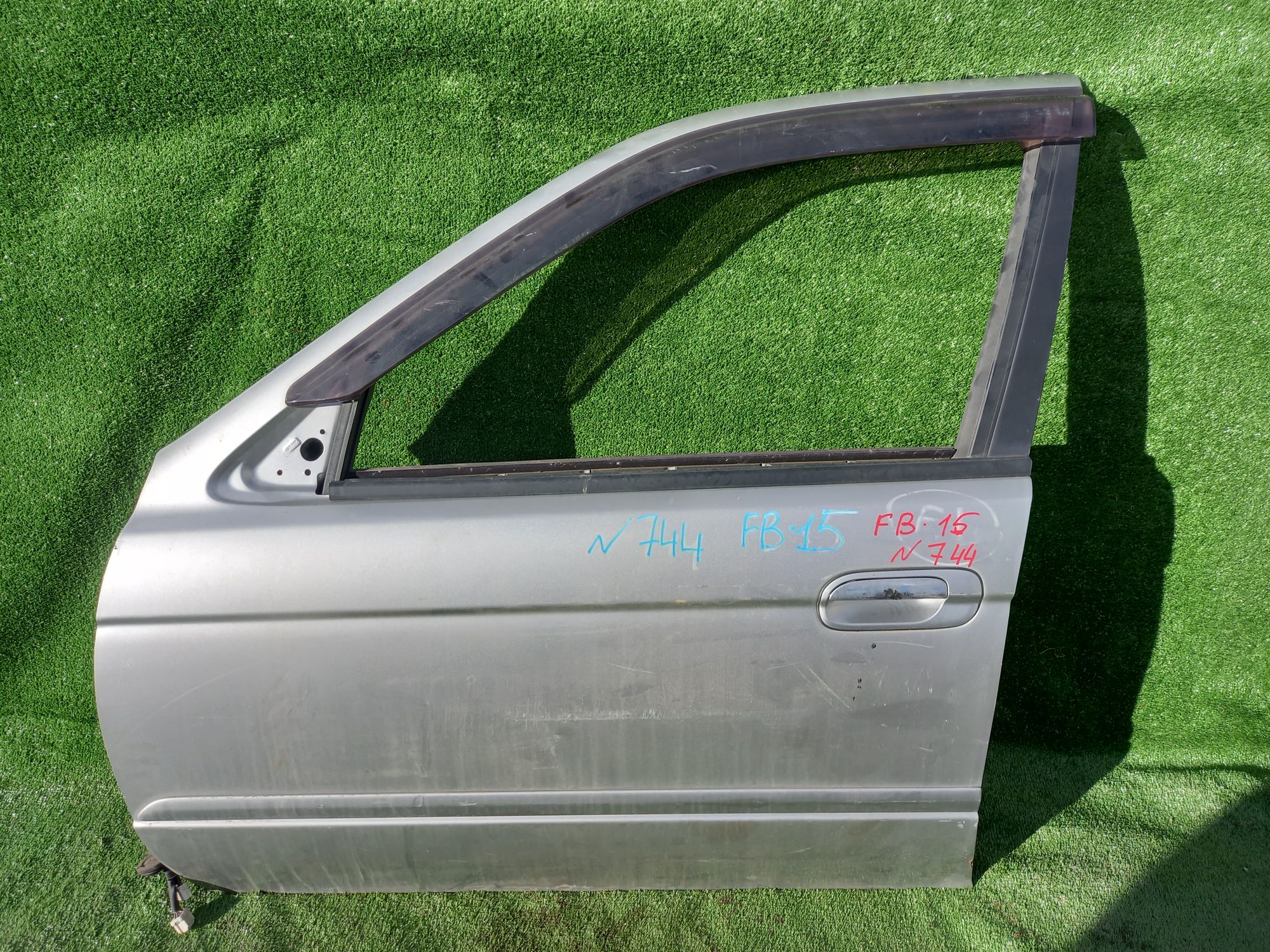 744 дверь на NISSAN SUNNY FB15, 9500 рублей, Невинномысск