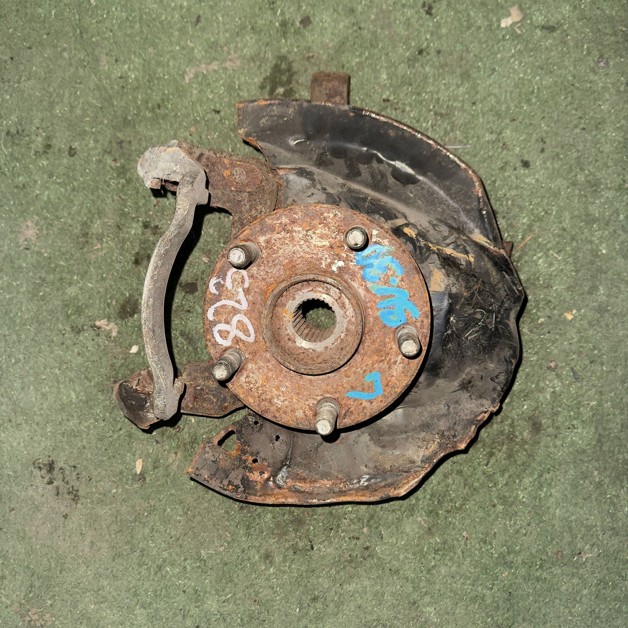 823 Ступица передняя левая TOYOTA VISTA SV30, 1 рублей, Невинномысск