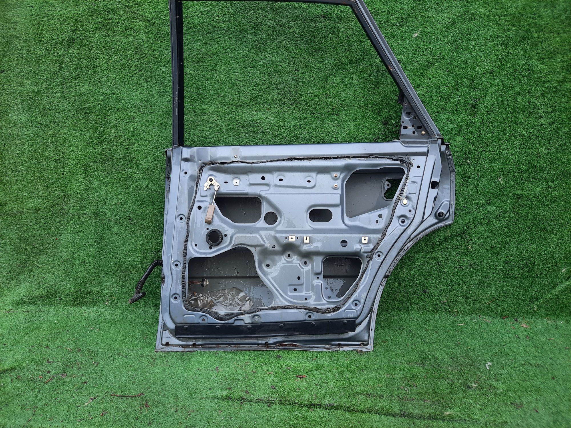 1296 дверь на MAZDA 626 GE, 4500 рублей, Невинномысск