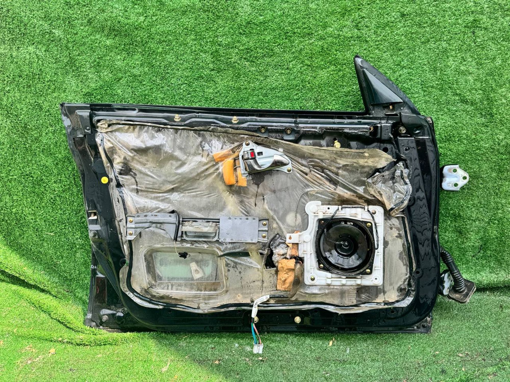 129 дверь на MITSUBISHI DIAMANTE F31A, 6500 рублей, Невинномысск