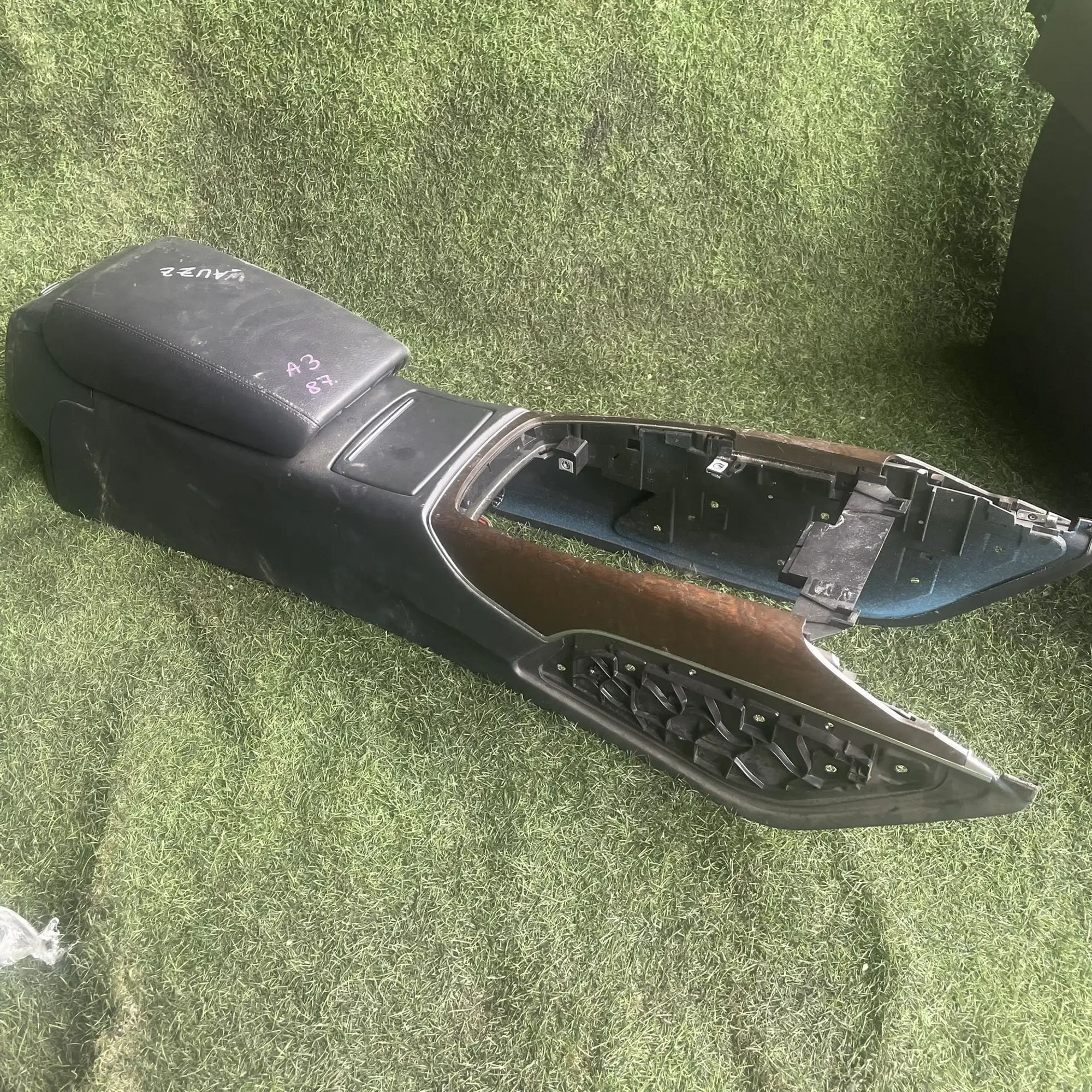 https://ycs.partsauto.market/partsauto-images/thmbs/userImages/772e461030aea93f4dbb6447c0f924d3/part/0ff9b1e3-6da5-4b6f-ae6c-a0c7c63778ca_1776674638133.jpg