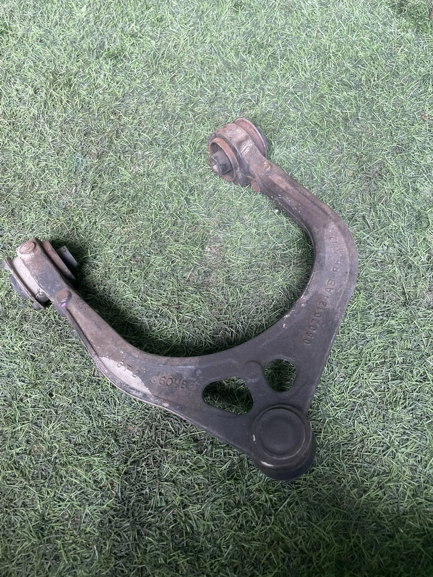 https://ycs.partsauto.market/partsauto-images/thmbs/userImages/772e461030aea93f4dbb6447c0f924d3/part/1013d0bb-162b-43b8-8af8-00d6fe951af8_1775048643204.jpg