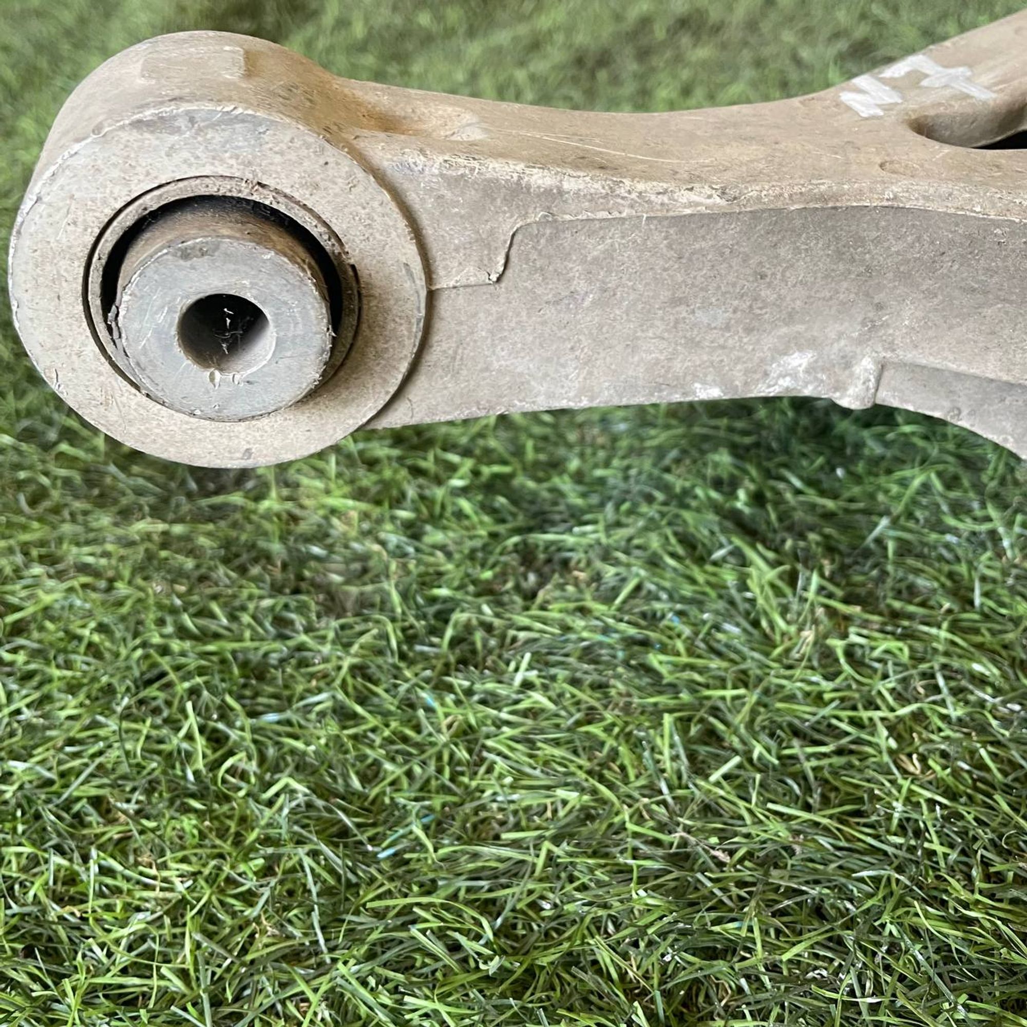 7 Балка заднего моста NISSAN SKYLINE V35 VQ25DD, 3500 рублей, Невинномысск