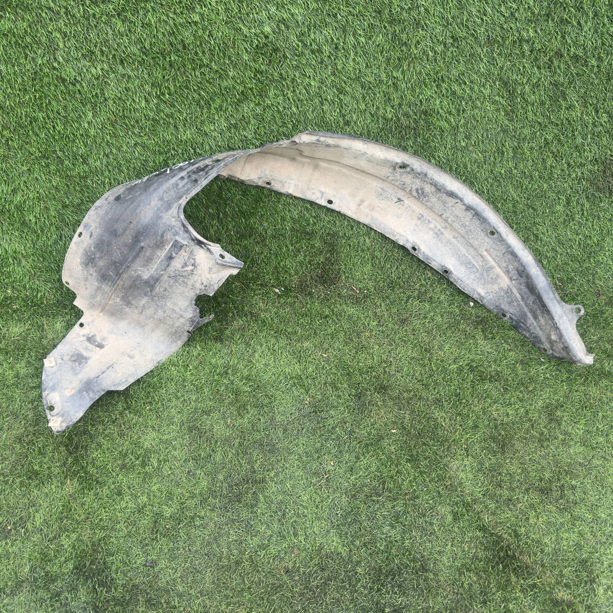 1001 Подкрылок передний правый MAZDA MPV LWEW, 3000 рублей, Невинномысск