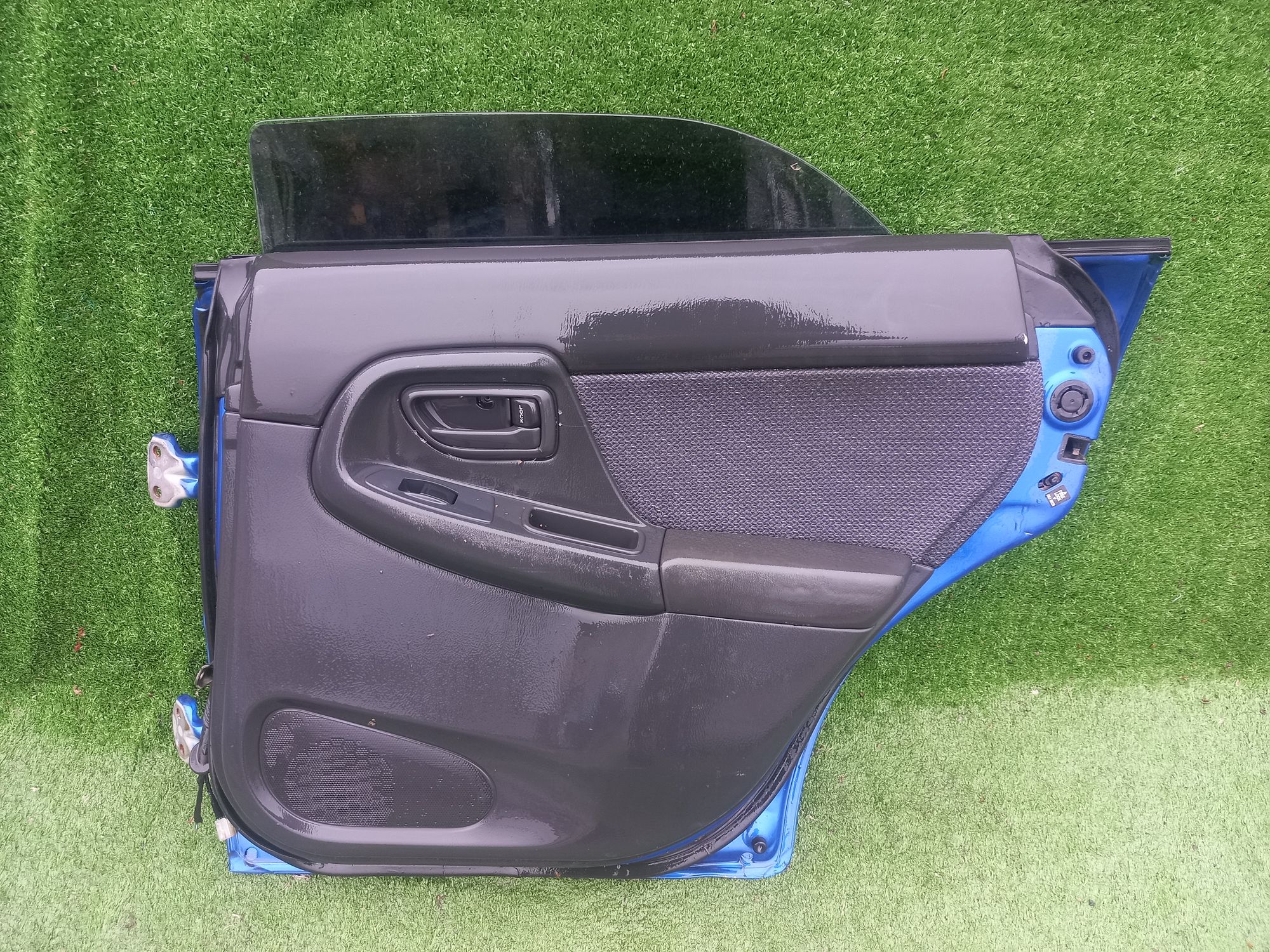 704 дверь на SUBARU IMPREZA GG2, 10500 рублей, Невинномысск