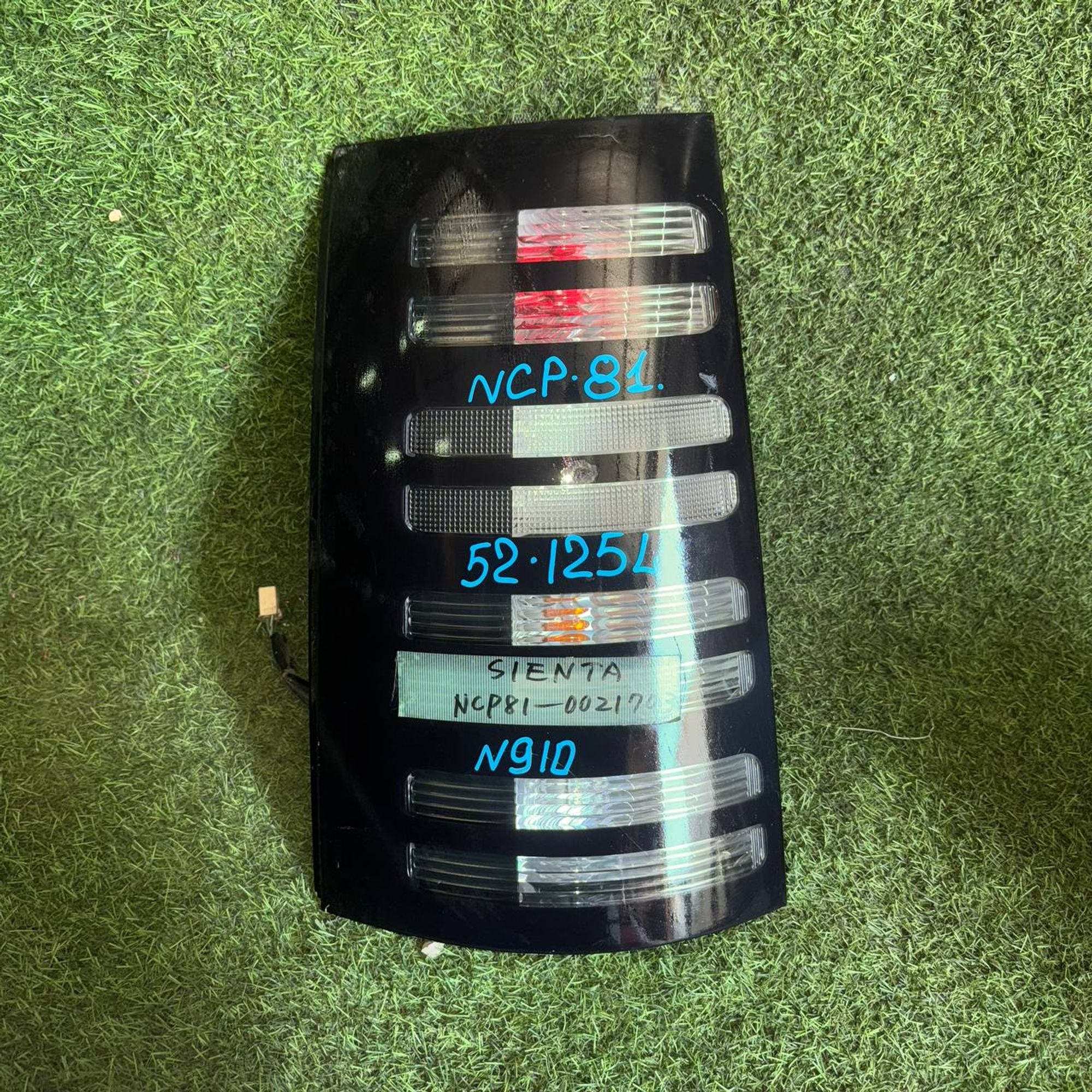 910 Фонарь задний левый TOYOTA SIENTA NCP81, 4500 рублей, Невинномысск