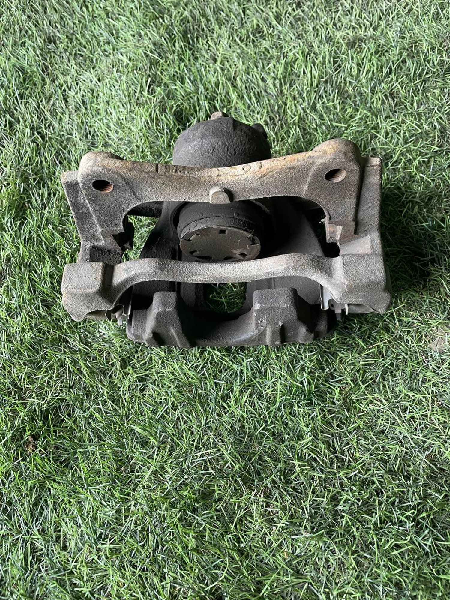 https://ycs.partsauto.market/partsauto-images/thmbs/userImages/772e461030aea93f4dbb6447c0f924d3/part/115956cf-f58e-41fb-969a-2124bc57b0a2_1772625160762.jpg