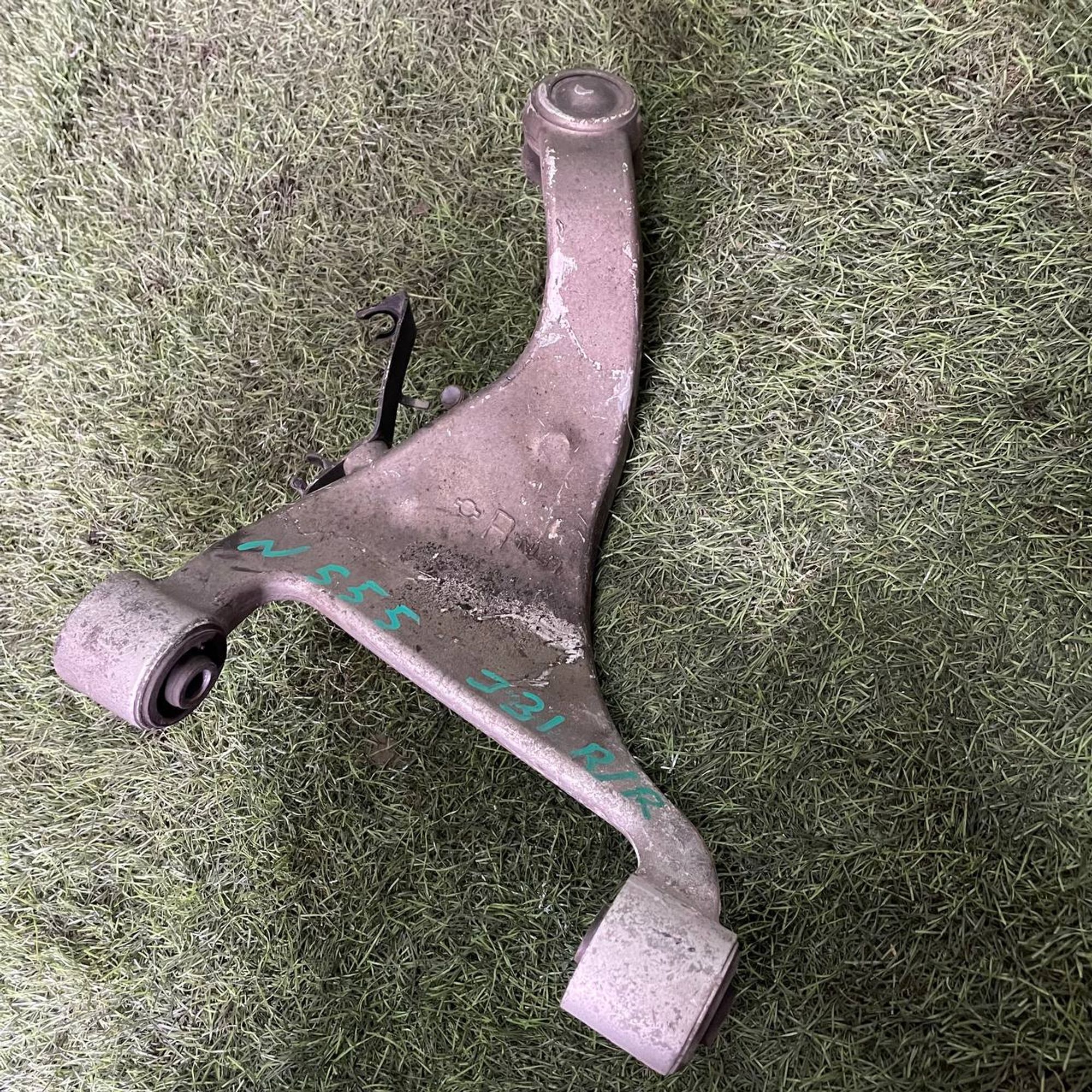 555 Рычаг задний правый верхний NISSAN TEANA J31, 3500 рублей, Невинномысск