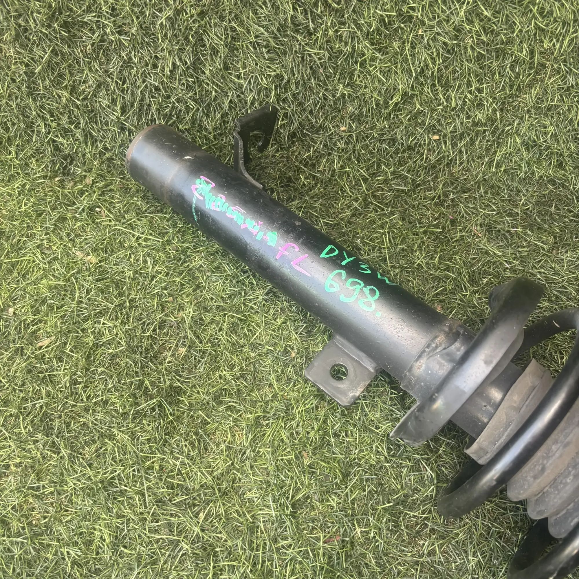 https://ycs.partsauto.market/partsauto-images/thmbs/userImages/772e461030aea93f4dbb6447c0f924d3/part/11bdad77-a18e-47f5-be57-b87b6f564f79_1776860141963.jpg