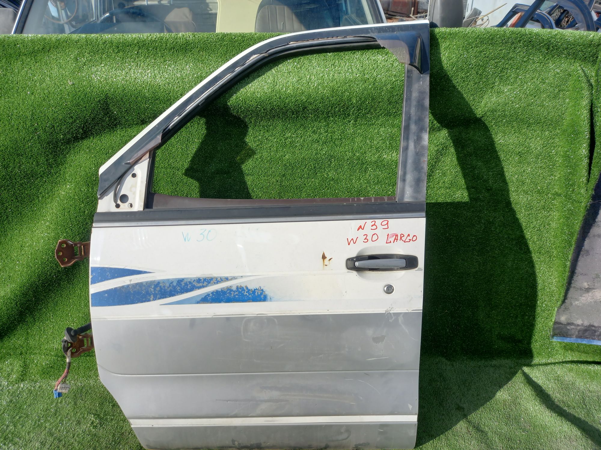 39 дверь на NISSAN LARGO W30, 9000 рублей, Невинномысск