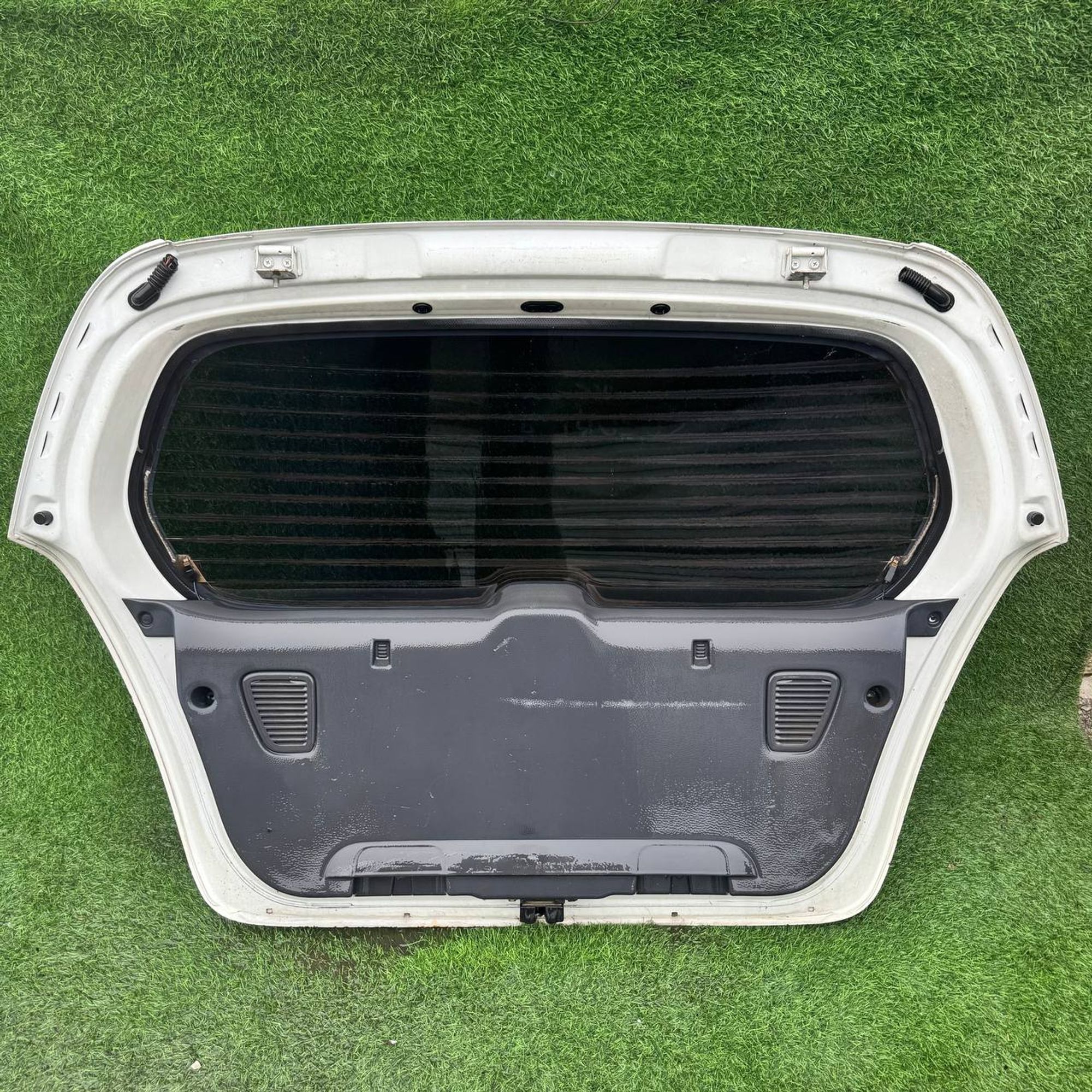 223 дверь багажника на SUZUKI AERIO RB21, 7500 рублей, Невинномысск