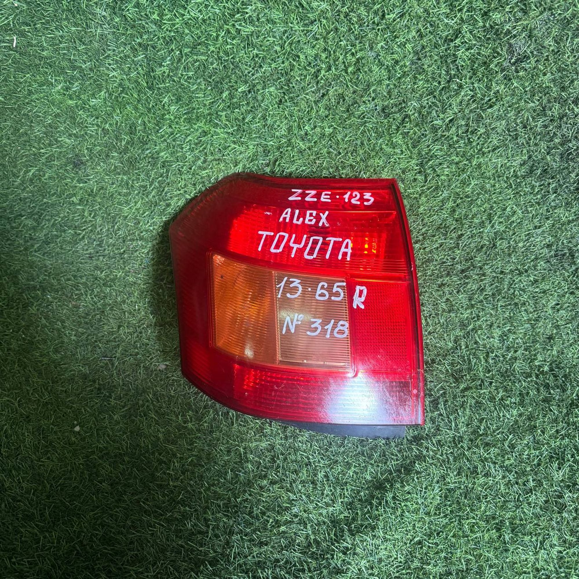 318 Фонарь задний правый TOYOTA ALLEX ZZE123, 3500 рублей, Невинномысск