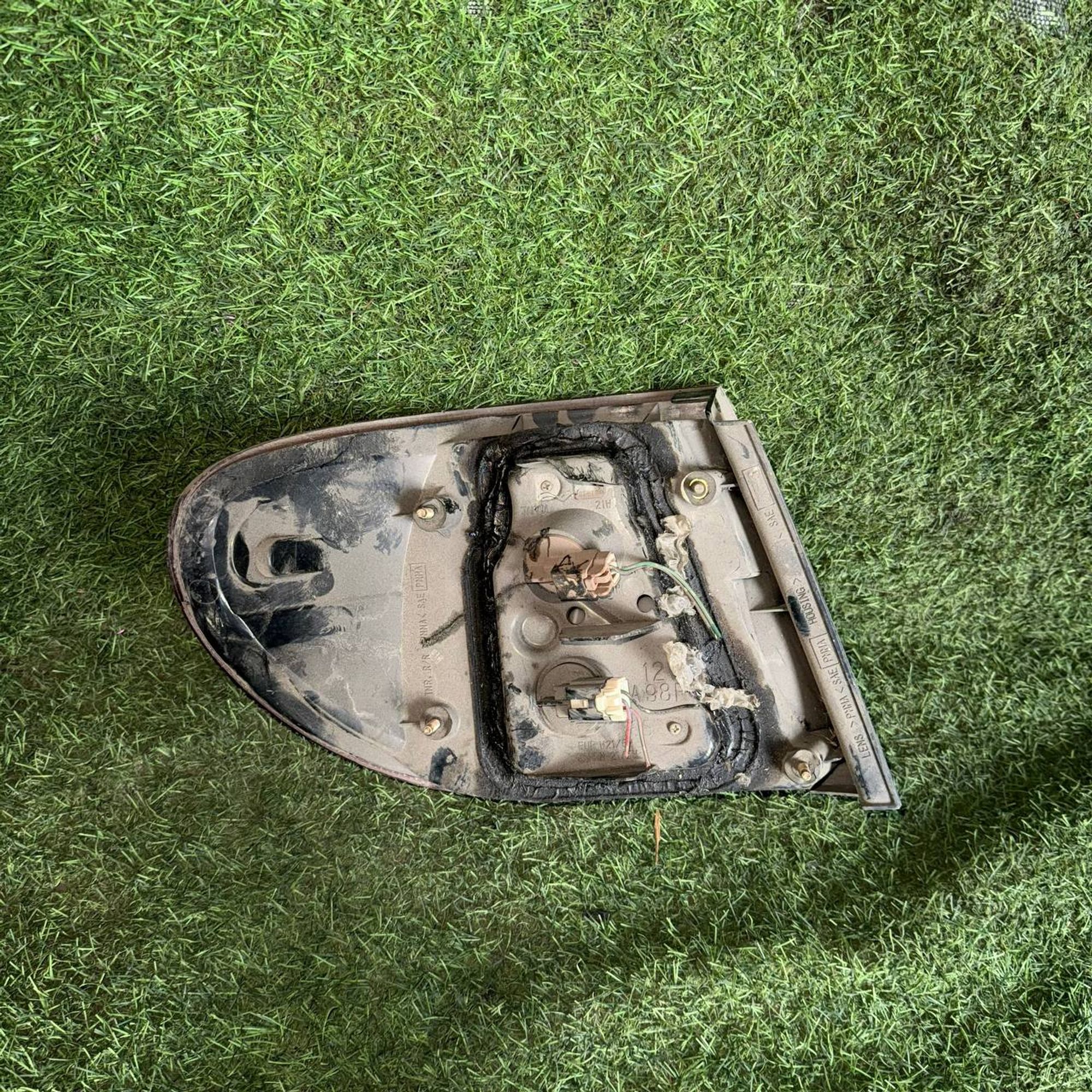 697 Фонарь задний правый NISSAN BLUEBIRD SYLPHY QG10, 3500 рублей, Невинномысск