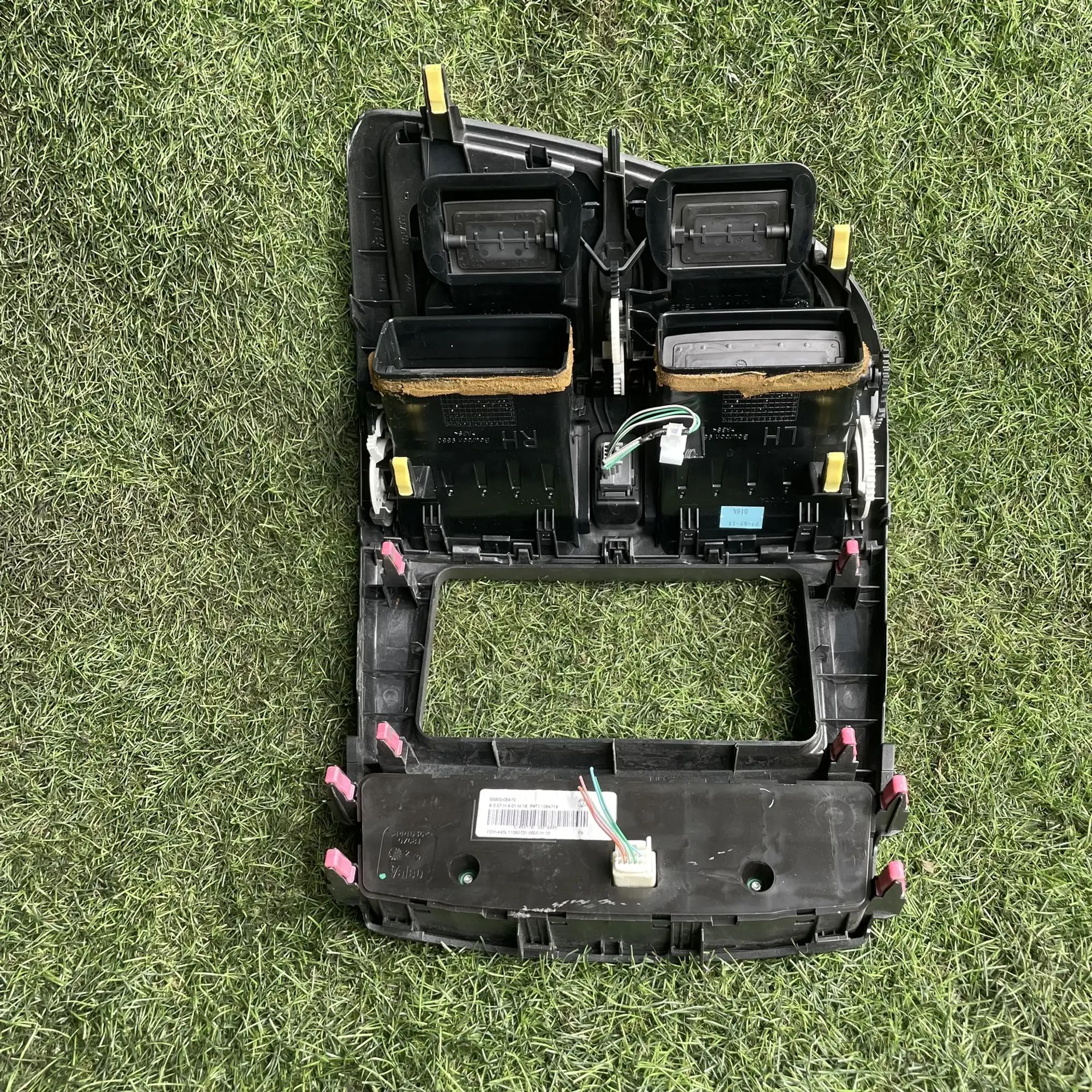 https://ycs.partsauto.market/partsauto-images/thmbs/userImages/772e461030aea93f4dbb6447c0f924d3/part/1262b015-cca3-48ac-b51f-bab80cd970bd_1776511990806.jpg