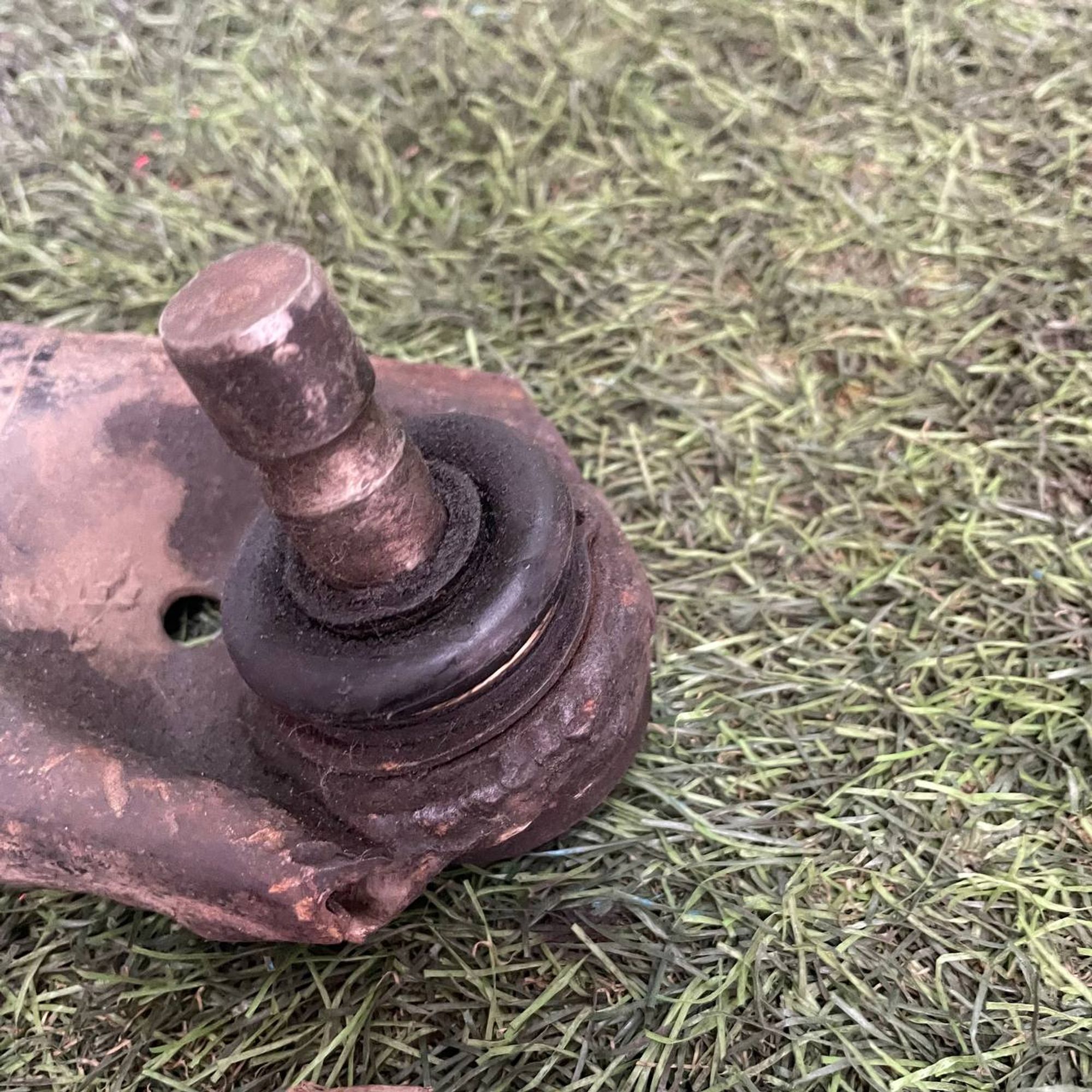 393 рычаг передний правый нижний Mazda Xedos 6, 3500 рублей, Невинномысск