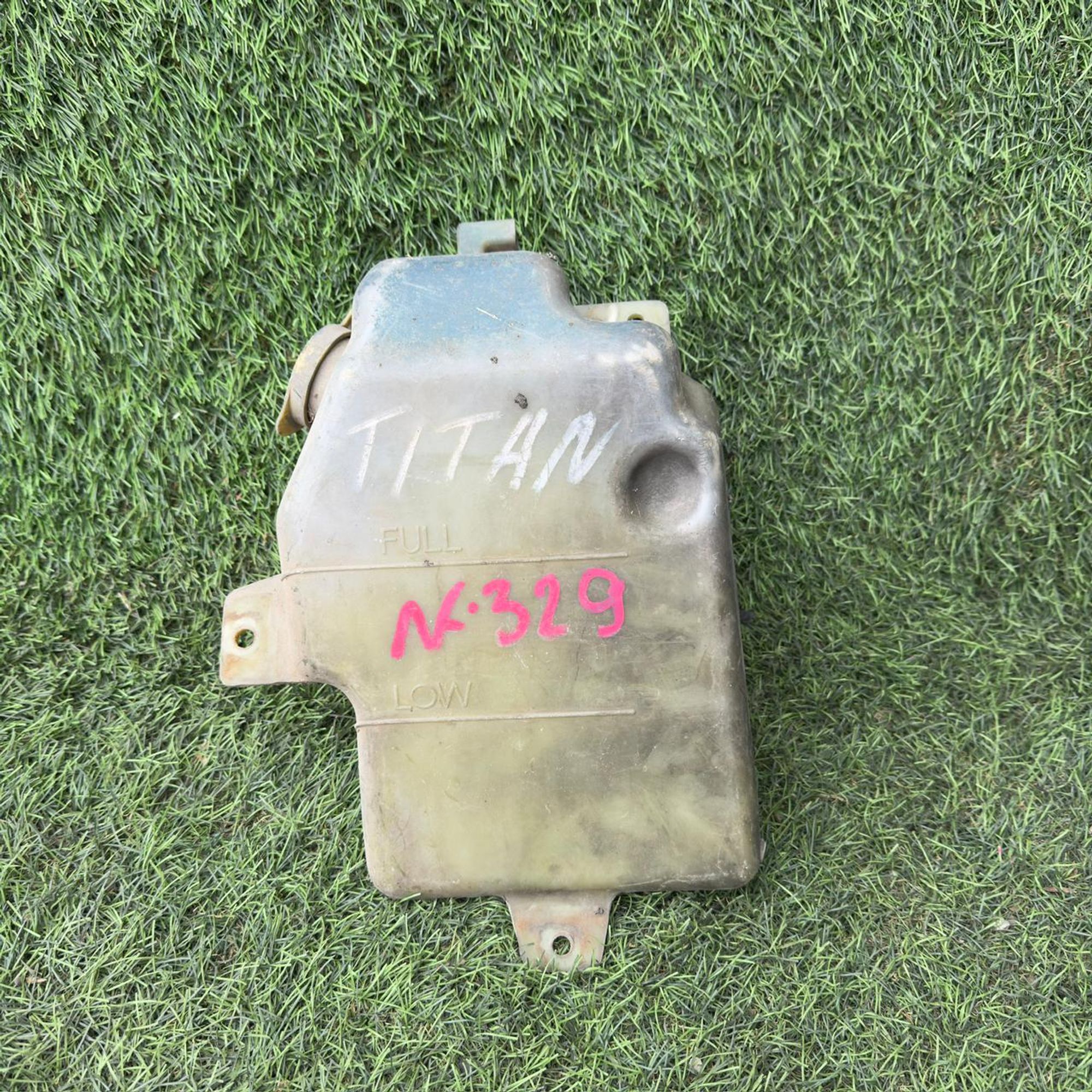 329 Бачок расширительный ОЖ MAZDA TITAN, 1500 рублей, Невинномысск