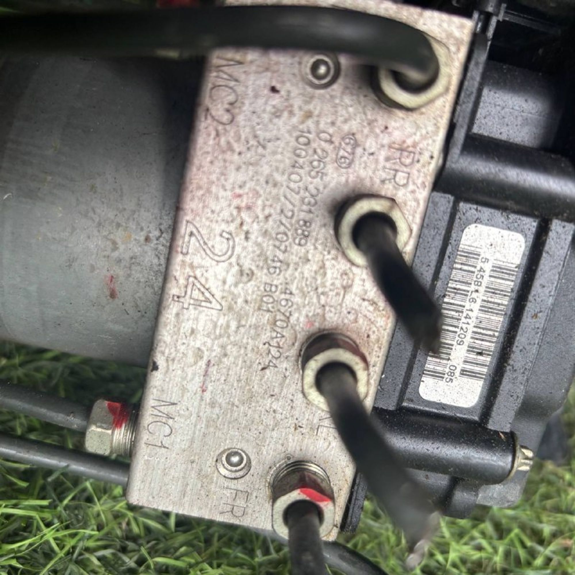 https://ycs.partsauto.market/partsauto-images/thmbs/userImages/772e461030aea93f4dbb6447c0f924d3/part/12f097d5-a1eb-418e-a700-c5a6241429e0_1773837759332.jpg