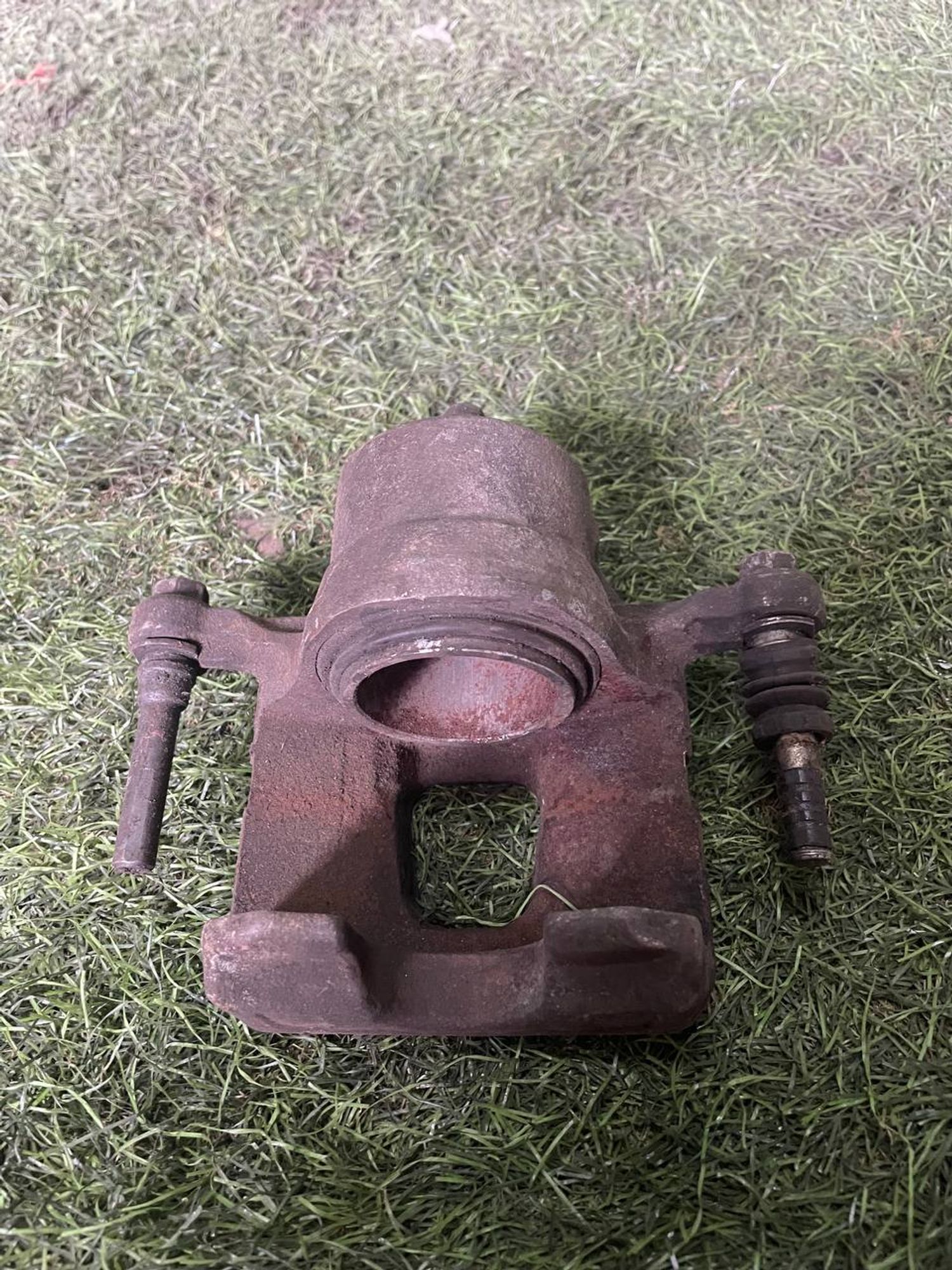 443 Суппорт тормозной передний правый NISSAN PRIMERA P11, 3000 рублей, Невинномысск