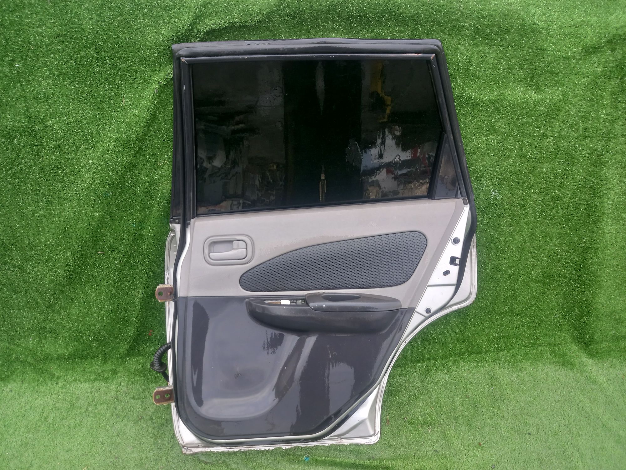 1326 дверь на NISSAN WINGROAD Y11, 9500 рублей, Невинномысск