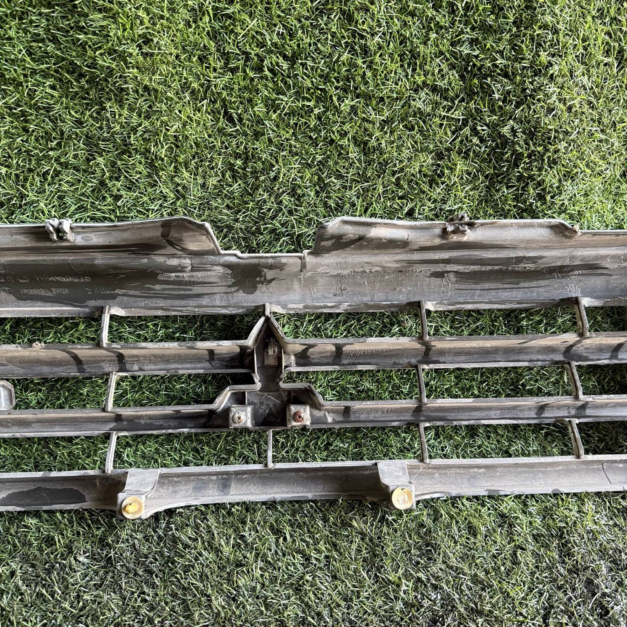 155 Решетка радиатора MITSUBISHI PAJERO IO N76W, 5000 рублей, Невинномысск