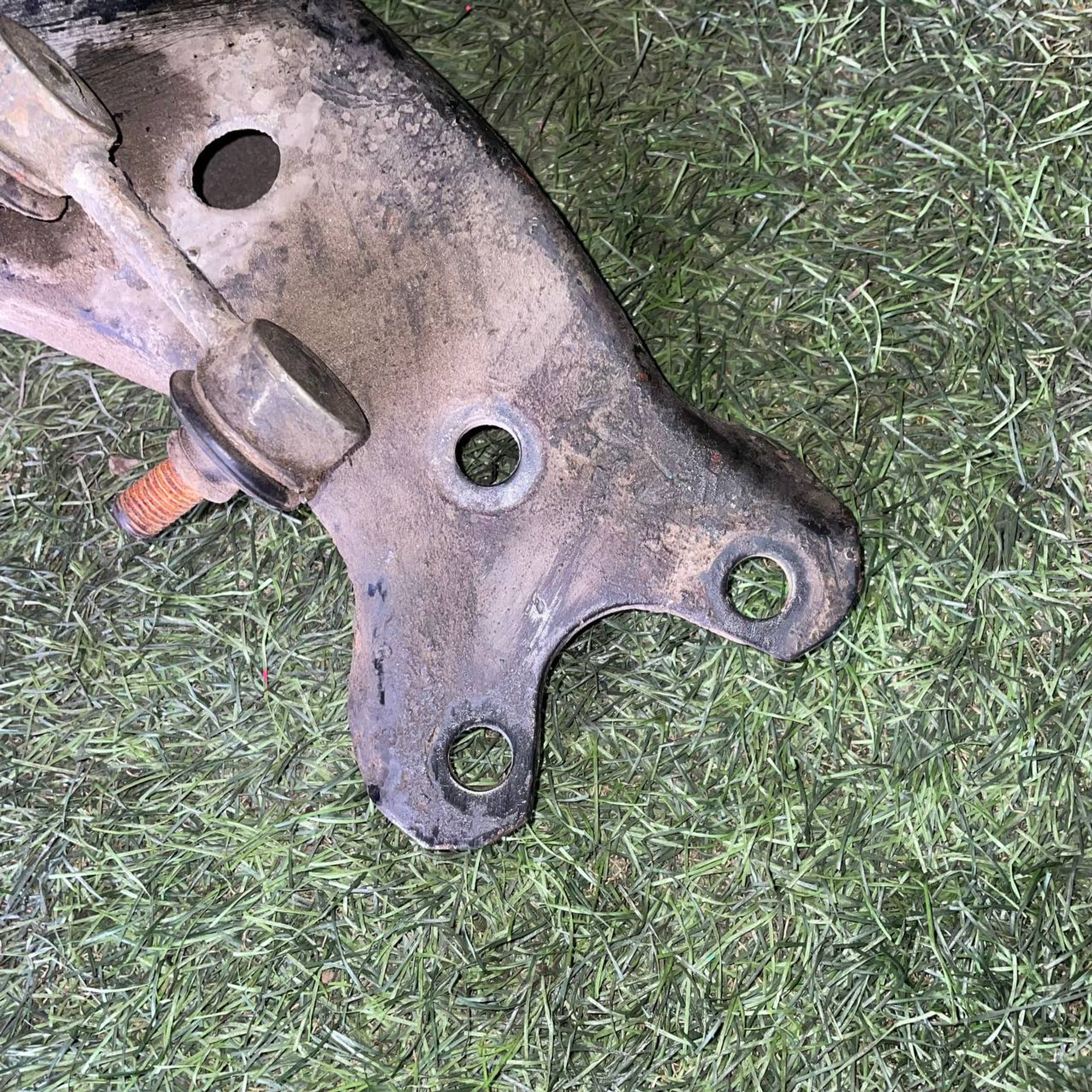 113 Рычаг передний правый нижний TOYOTA CARINA ST182, 1 рублей, Невинномысск