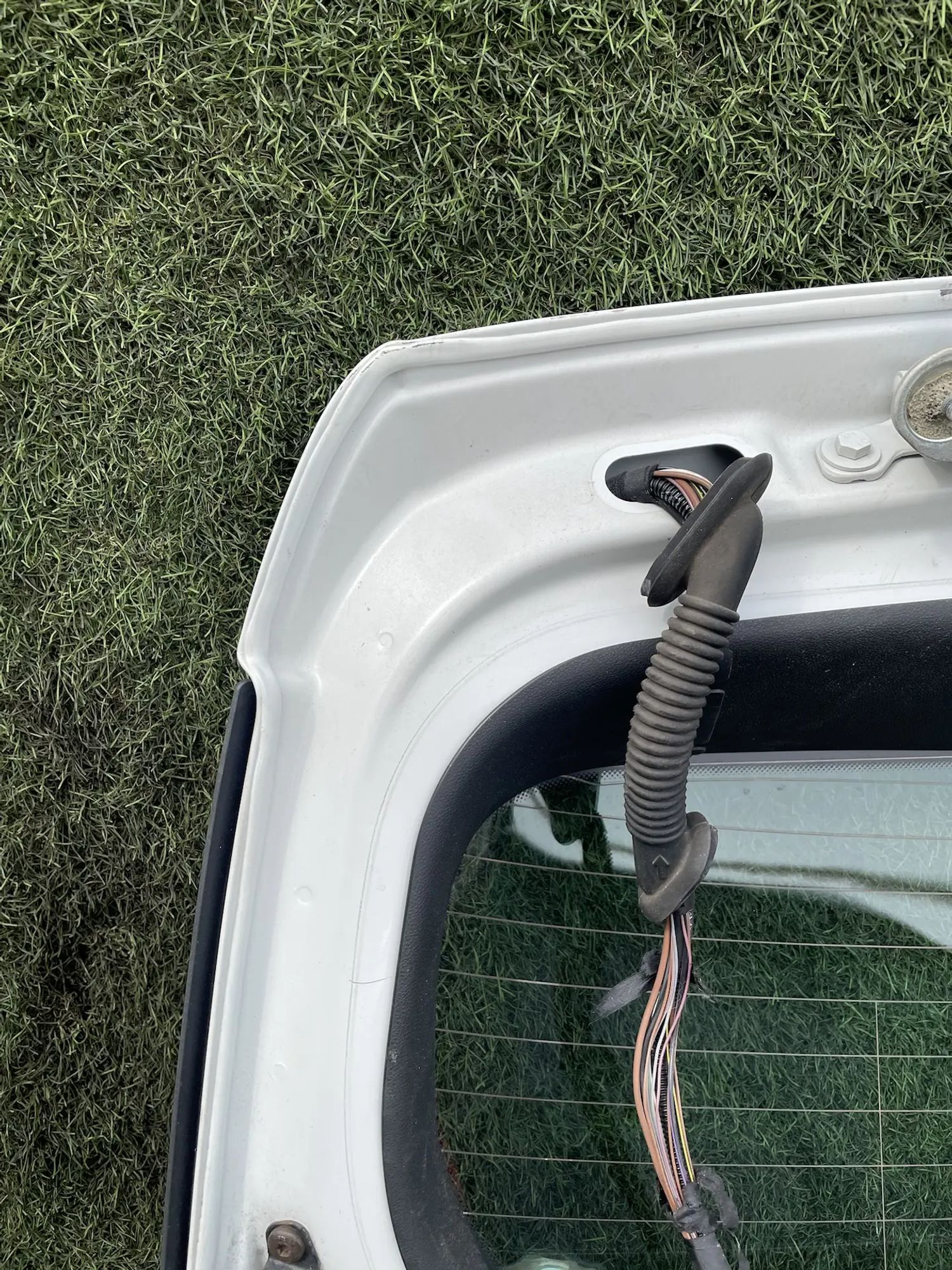 https://ycs.partsauto.market/partsauto-images/thmbs/userImages/772e461030aea93f4dbb6447c0f924d3/part/148e7ef7-f777-43f9-a67a-2757b57bca86_1778748560623.jpg