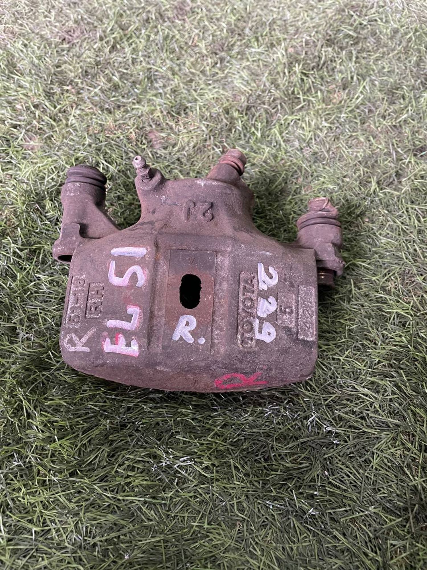 229 Суппорт тормозной передний правый TOYOTA CORSA EL51, 3000 рублей, Невинномысск