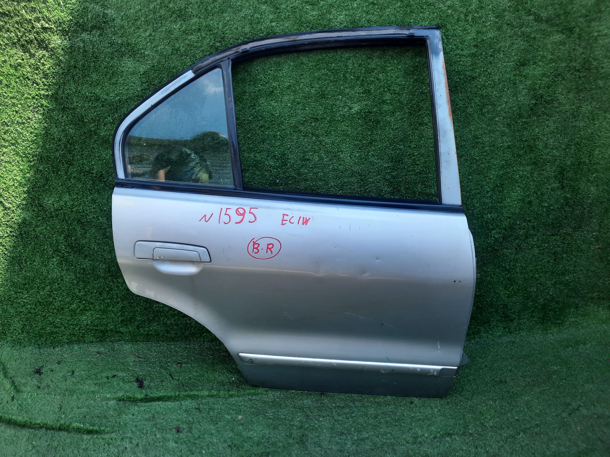 1595 дверь на MITSUBISHI GALANT EC1A, 4500 рублей, Невинномысск