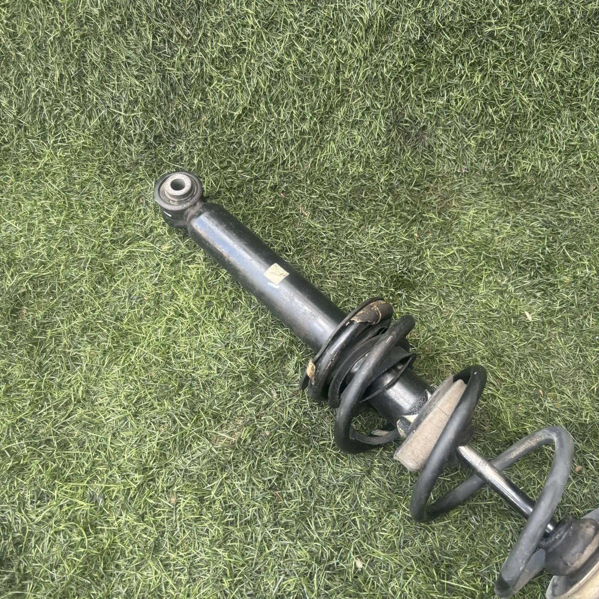 https://ycs.partsauto.market/partsauto-images/thmbs/userImages/772e461030aea93f4dbb6447c0f924d3/part/15850afc-006b-4ce5-a181-01d27fc54838_1776922174212.jpg